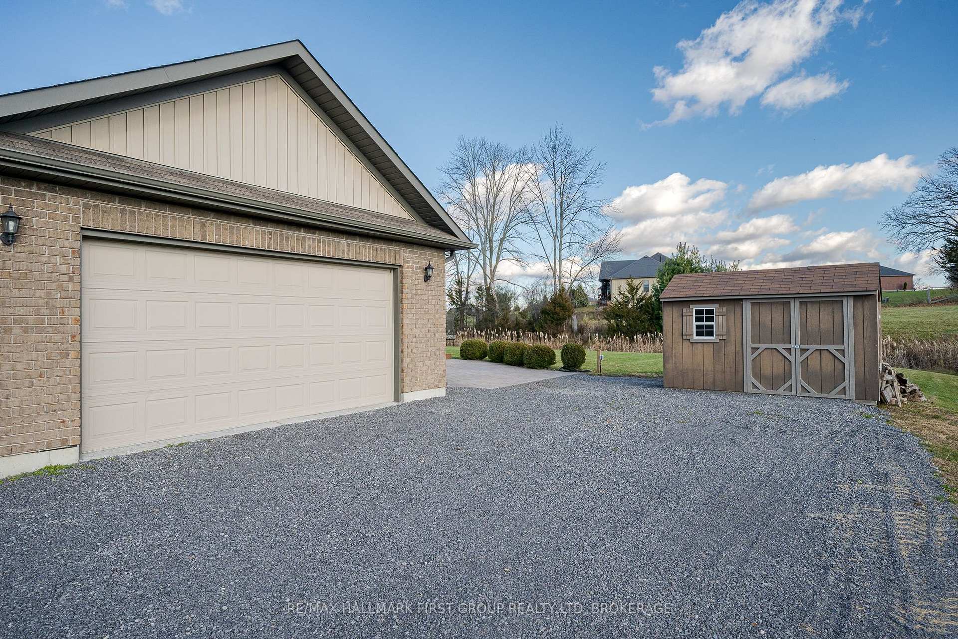 Photo 35 of 58 Windwhisper Drive, Belleville, Thurlow Ward — HOMEH