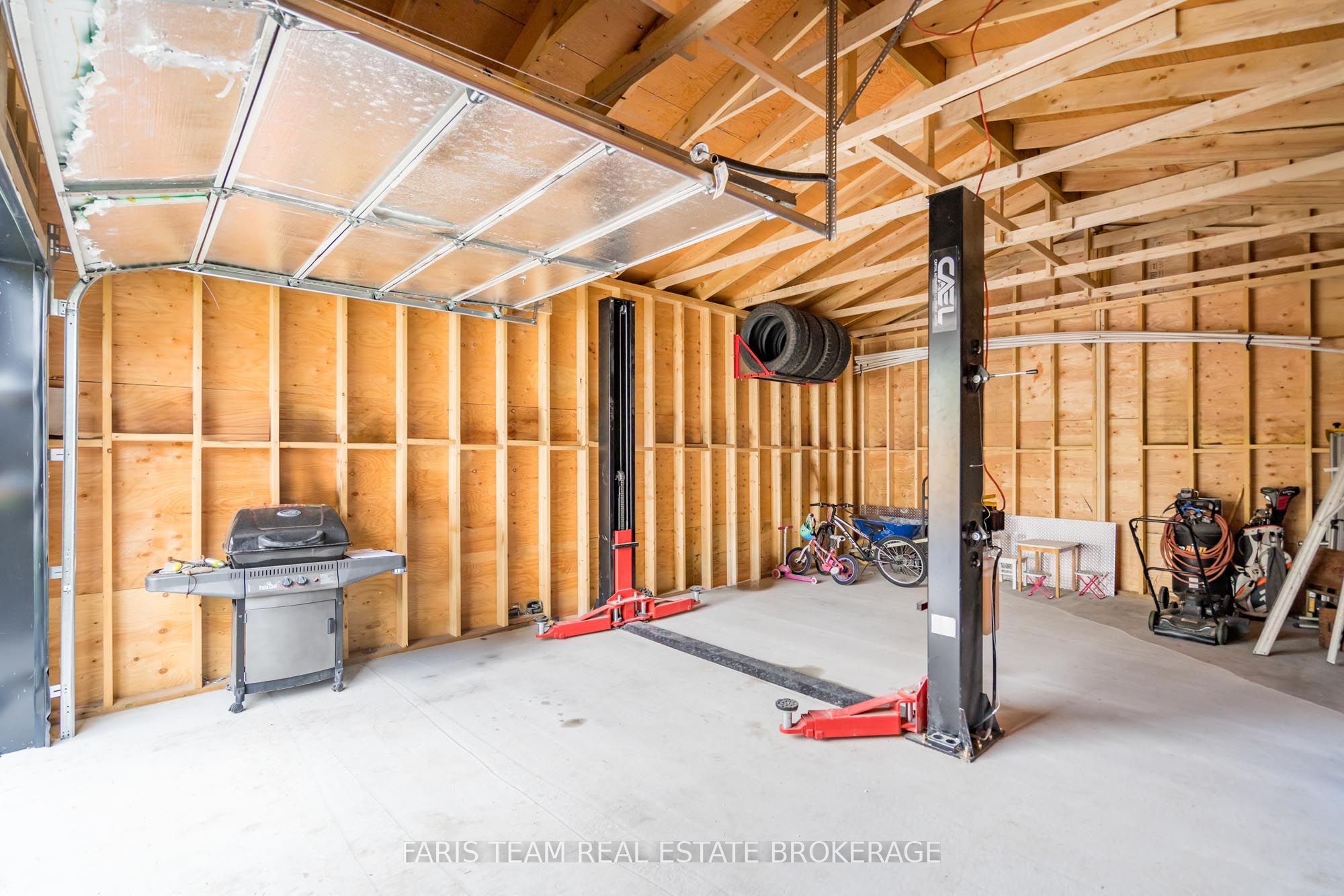 Photo 60 of 1135 Poplar Drive, Innisfil, Gilford — HOMEH