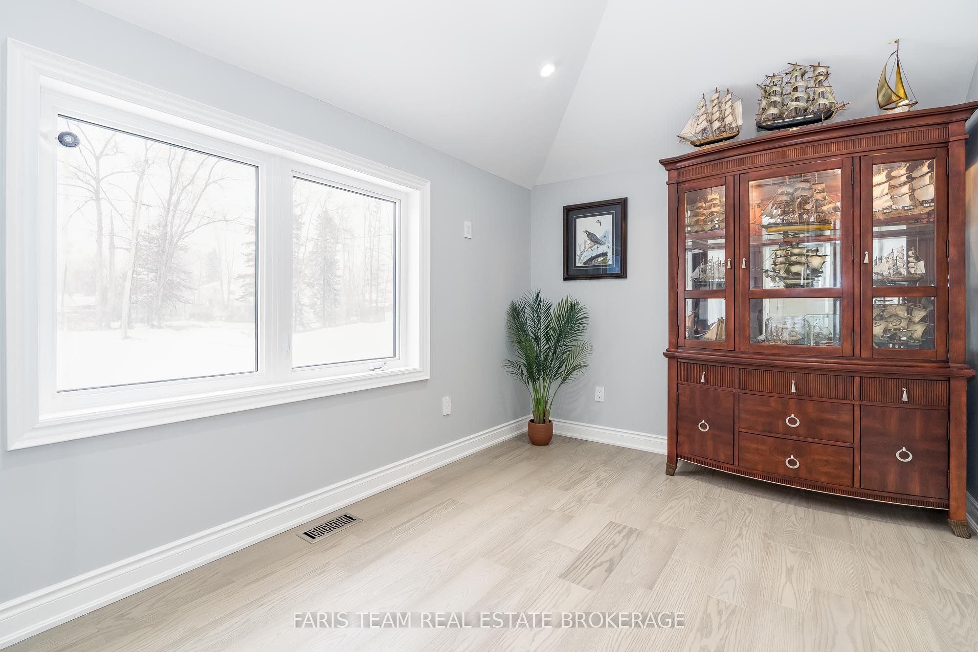 Photo 51 of 1135 Poplar Drive, Innisfil, Gilford — HOMEH
