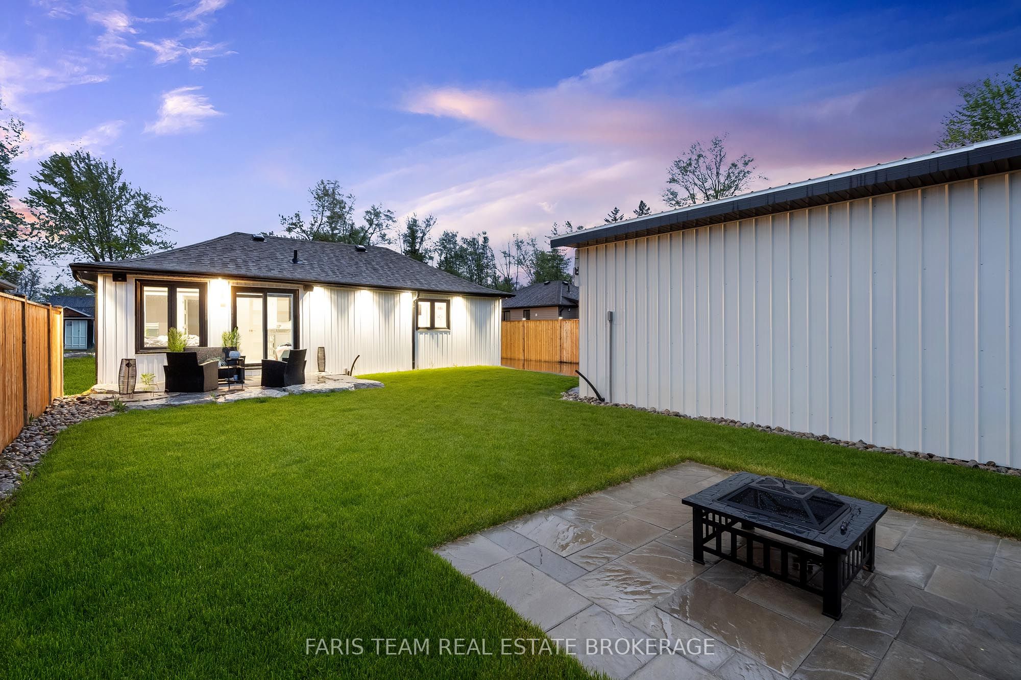 Photo 64 of 1135 Poplar Drive, Innisfil, Gilford — HOMEH