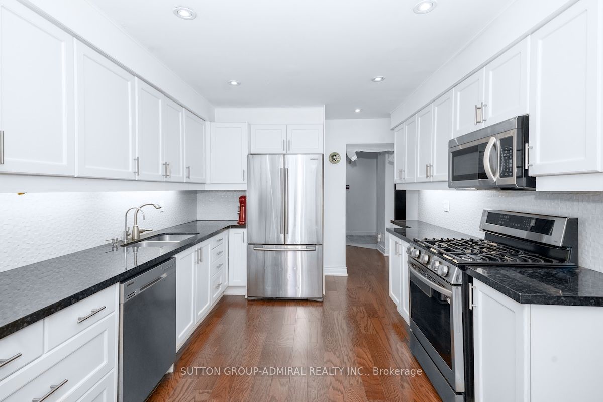 Photo 49 of 85 Glen Crescent, Vaughan, Uplands — HOMEH