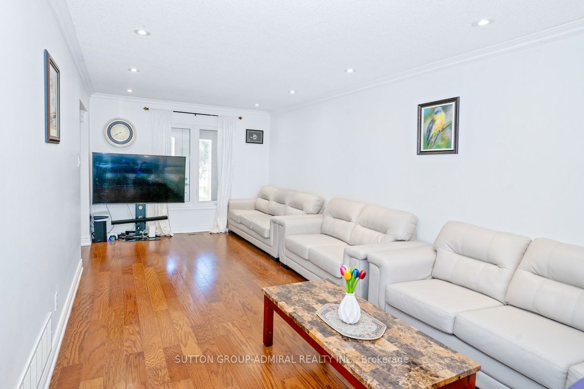 Photo 42 of 85 Glen Crescent, Vaughan, Uplands — HOMEH
