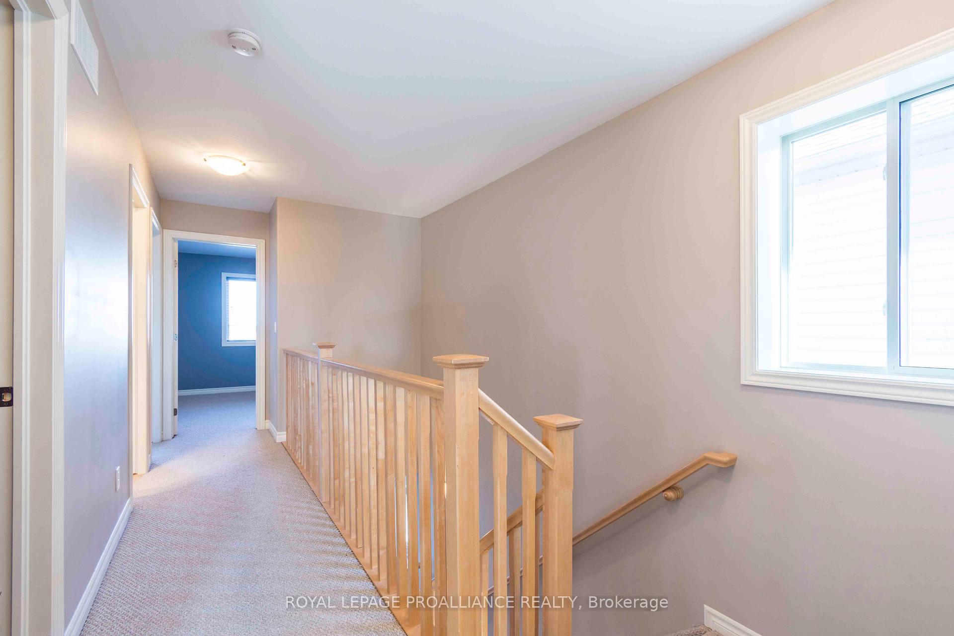 Photo 12 of 8 Princeton Place, Belleville, Thurlow Ward — HOMEH