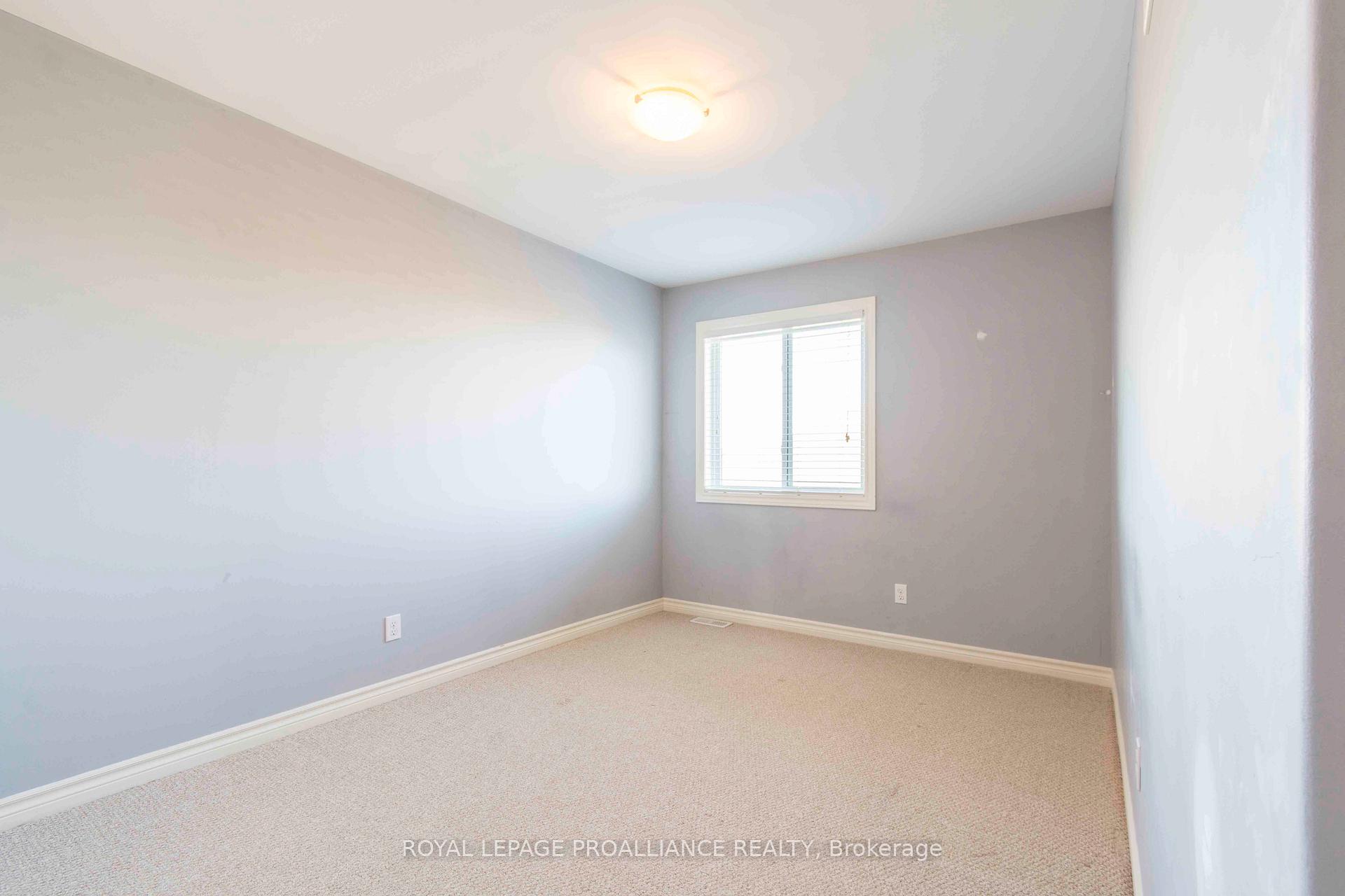 Photo 15 of 8 Princeton Place, Belleville, Thurlow Ward — HOMEH