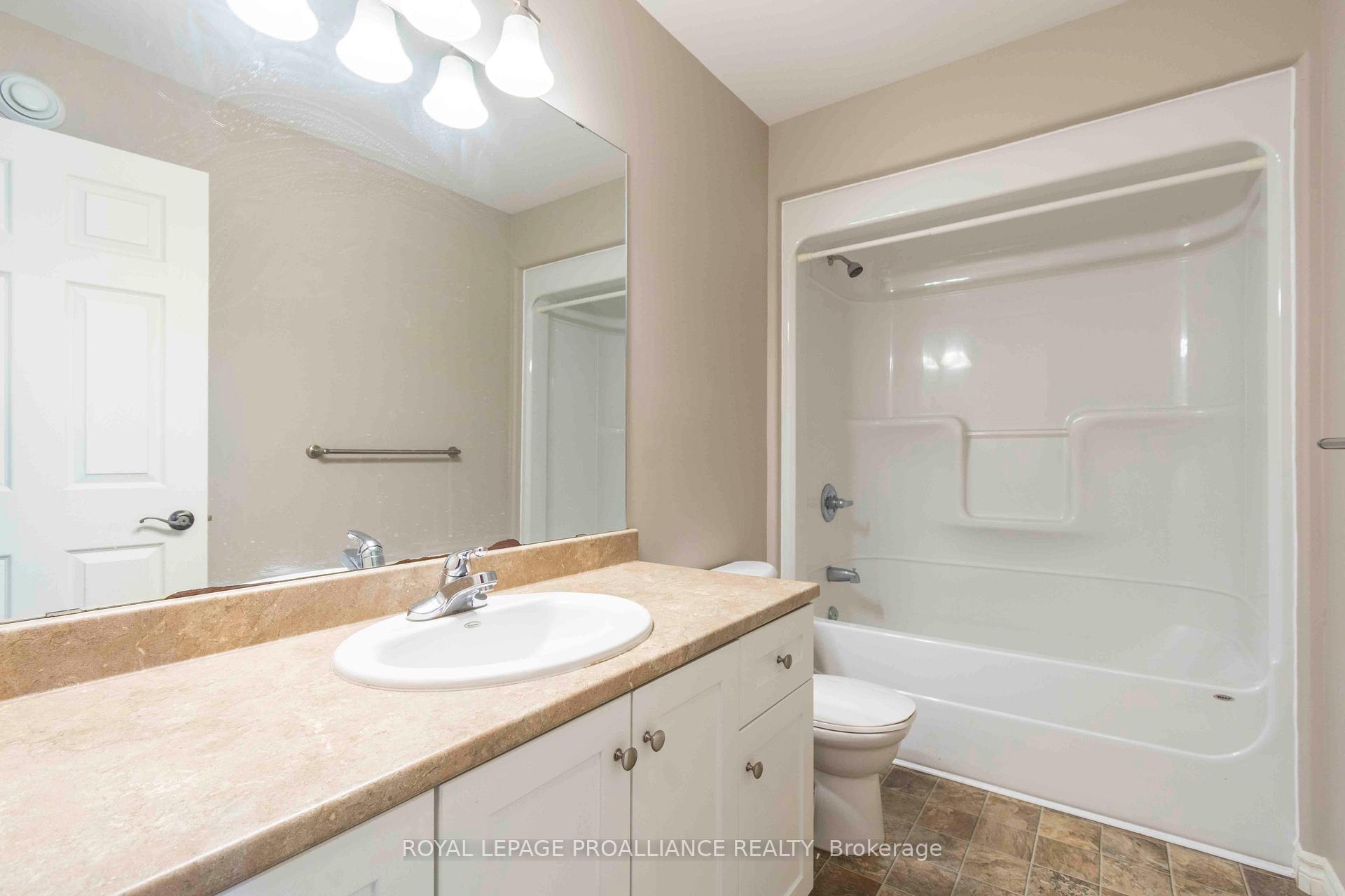 Photo 19 of 8 Princeton Place, Belleville, Thurlow Ward — HOMEH
