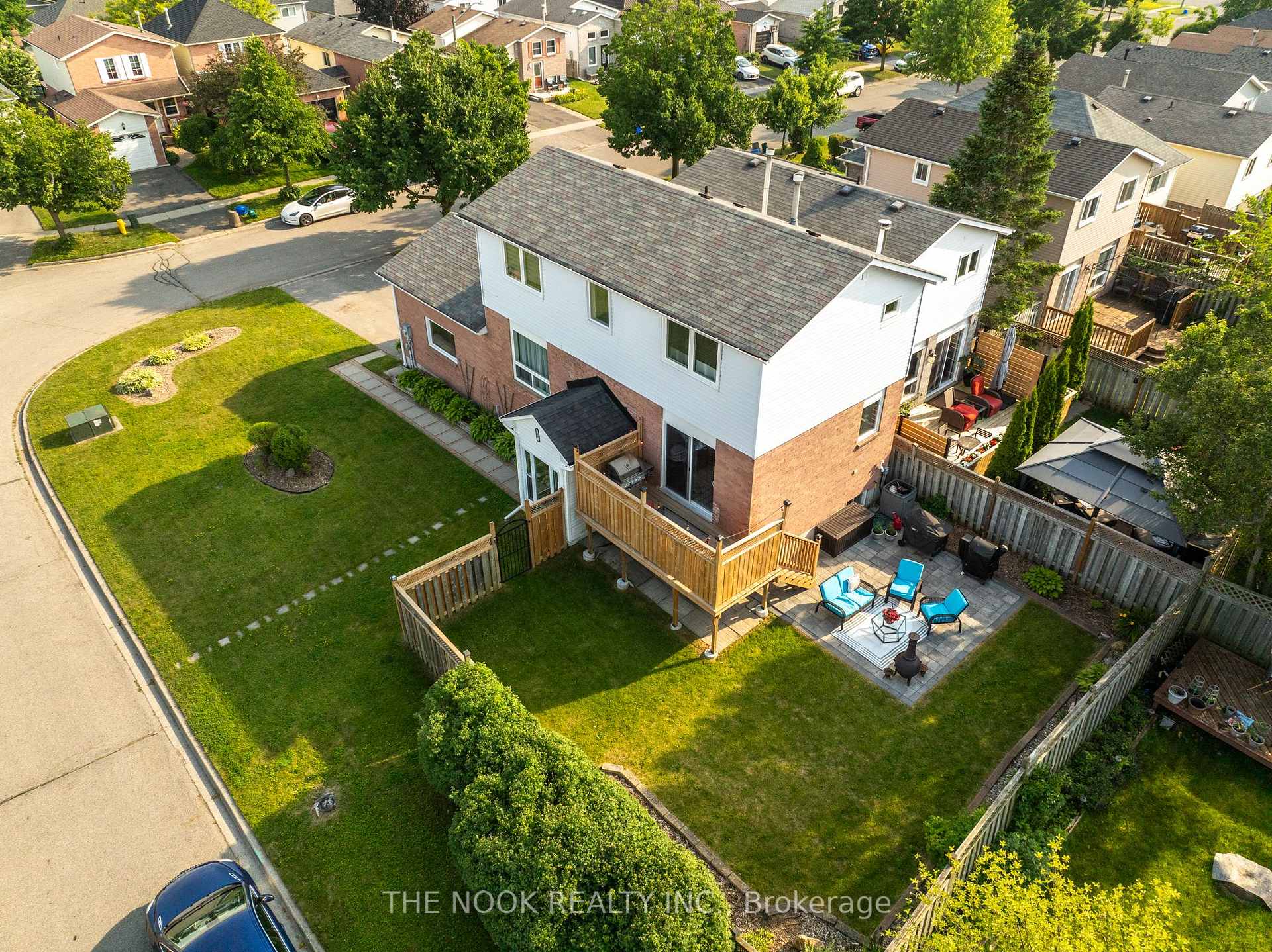 Photo 1 of 44 Broadlands Crescent, Clarington, Courtice — HOMEH