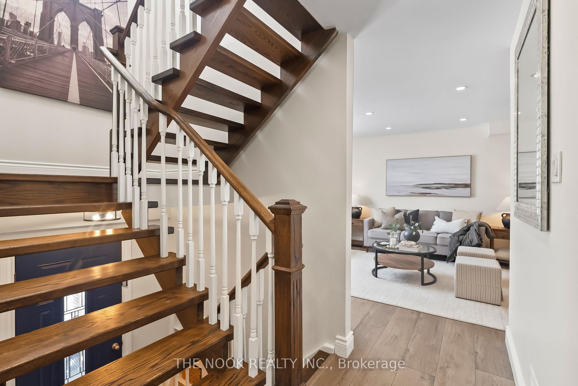 Photo 5 of 44 Broadlands Crescent, Clarington, Courtice — HOMEH