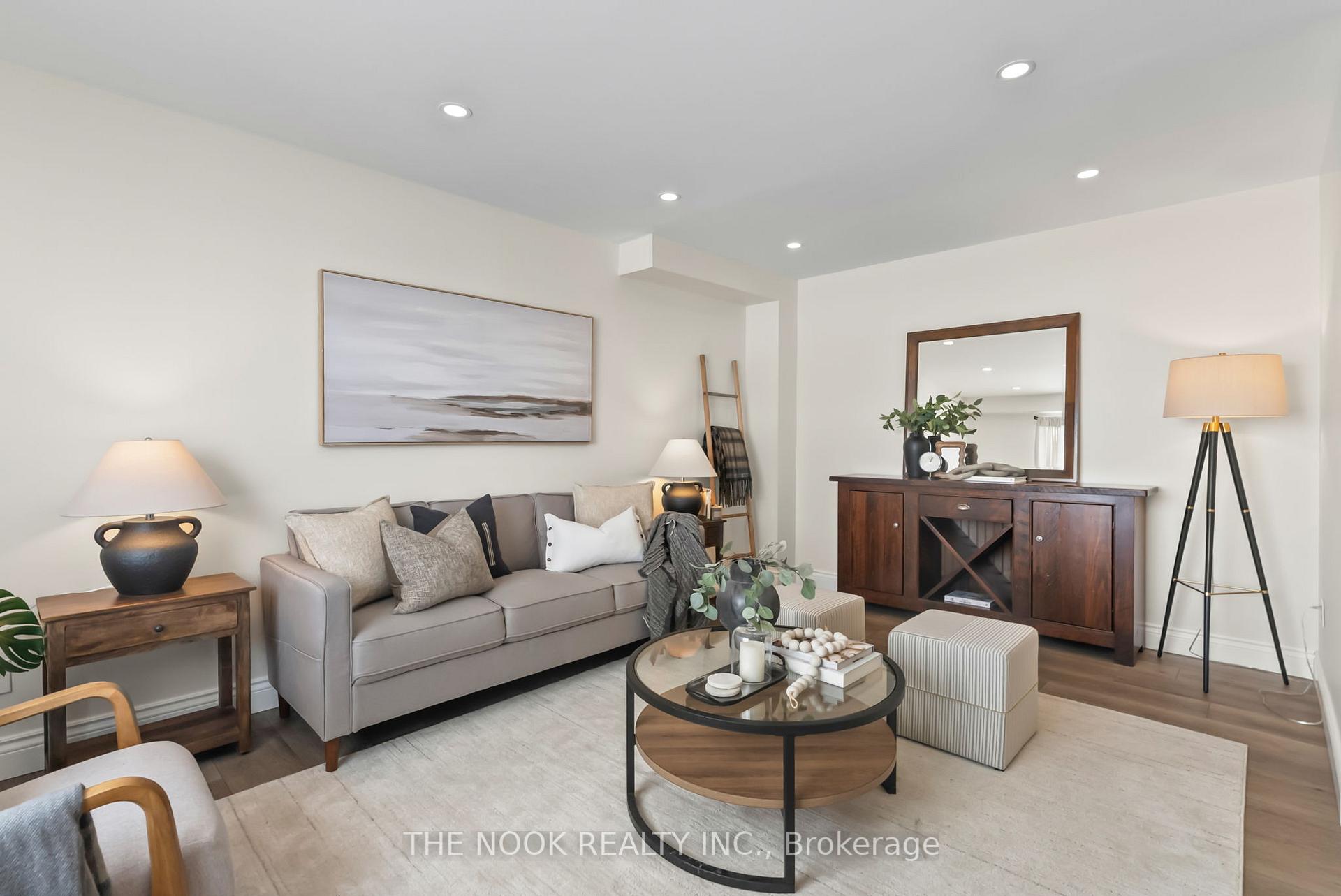 Photo 7 of 44 Broadlands Crescent, Clarington, Courtice — HOMEH