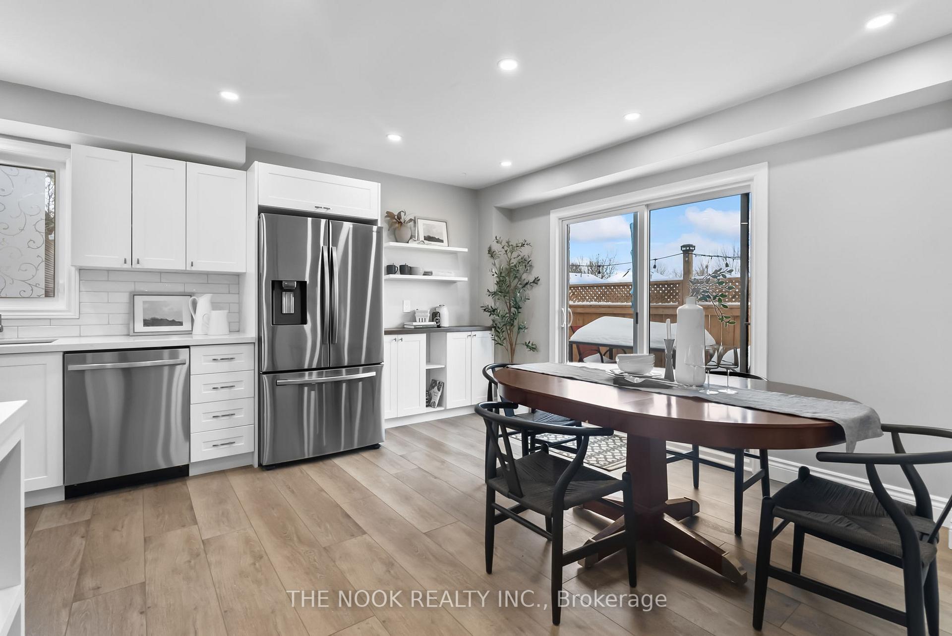 Photo 11 of 44 Broadlands Crescent, Clarington, Courtice — HOMEH