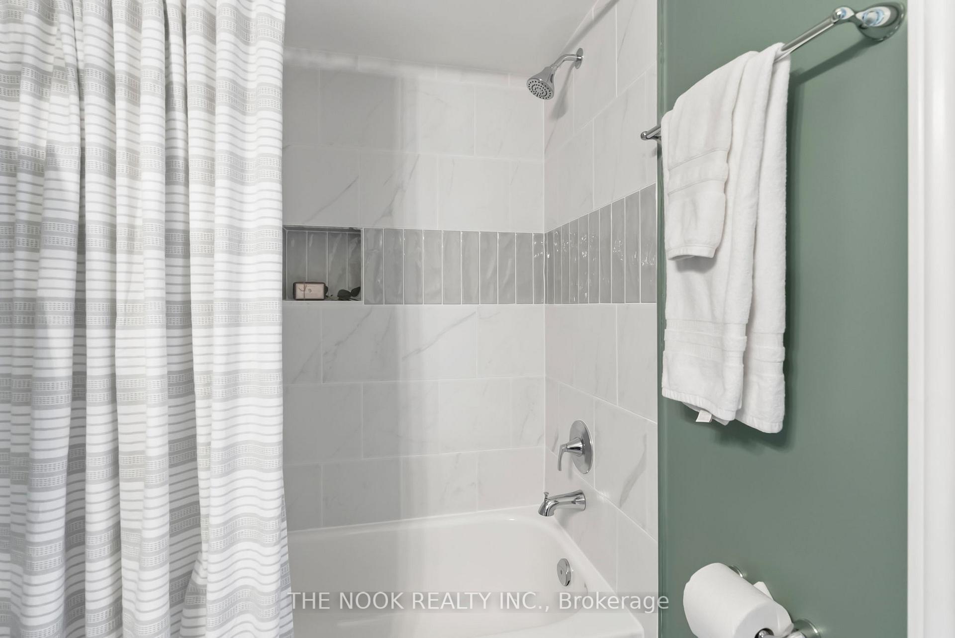 Photo 29 of 44 Broadlands Crescent, Clarington, Courtice — HOMEH