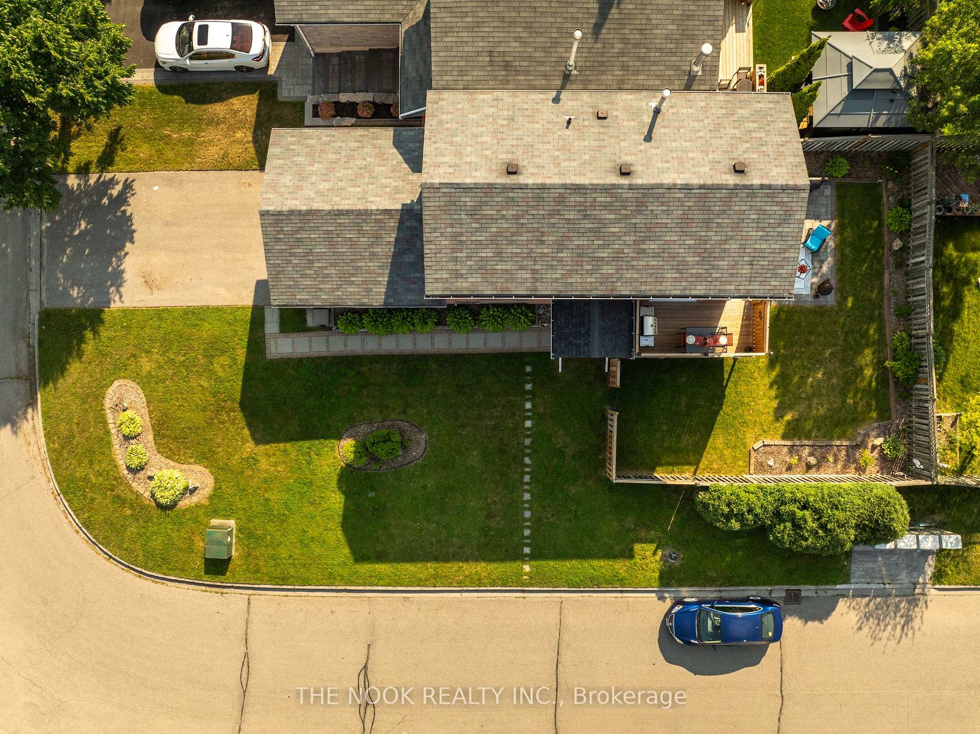 Photo 45 of 44 Broadlands Crescent, Clarington, Courtice — HOMEH