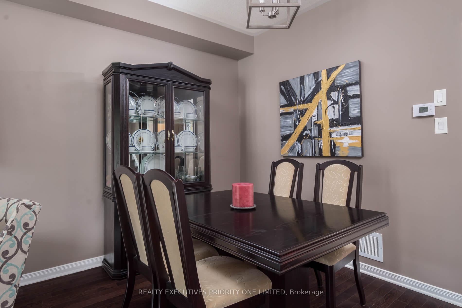 Photo 6 of 372 John West Way, Aurora, Bayview Wellington — HOMEH