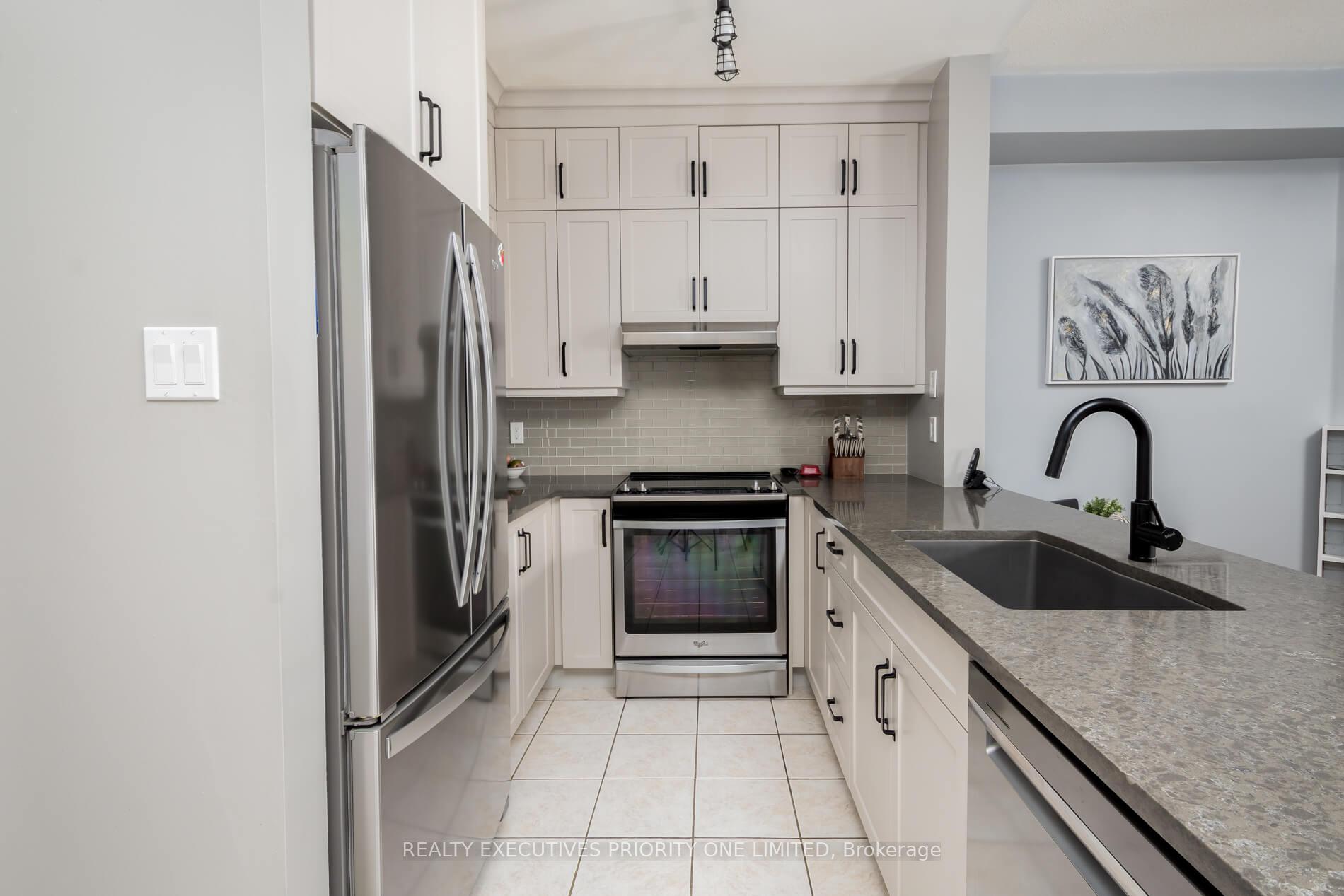 Photo 10 of 372 John West Way, Aurora, Bayview Wellington — HOMEH