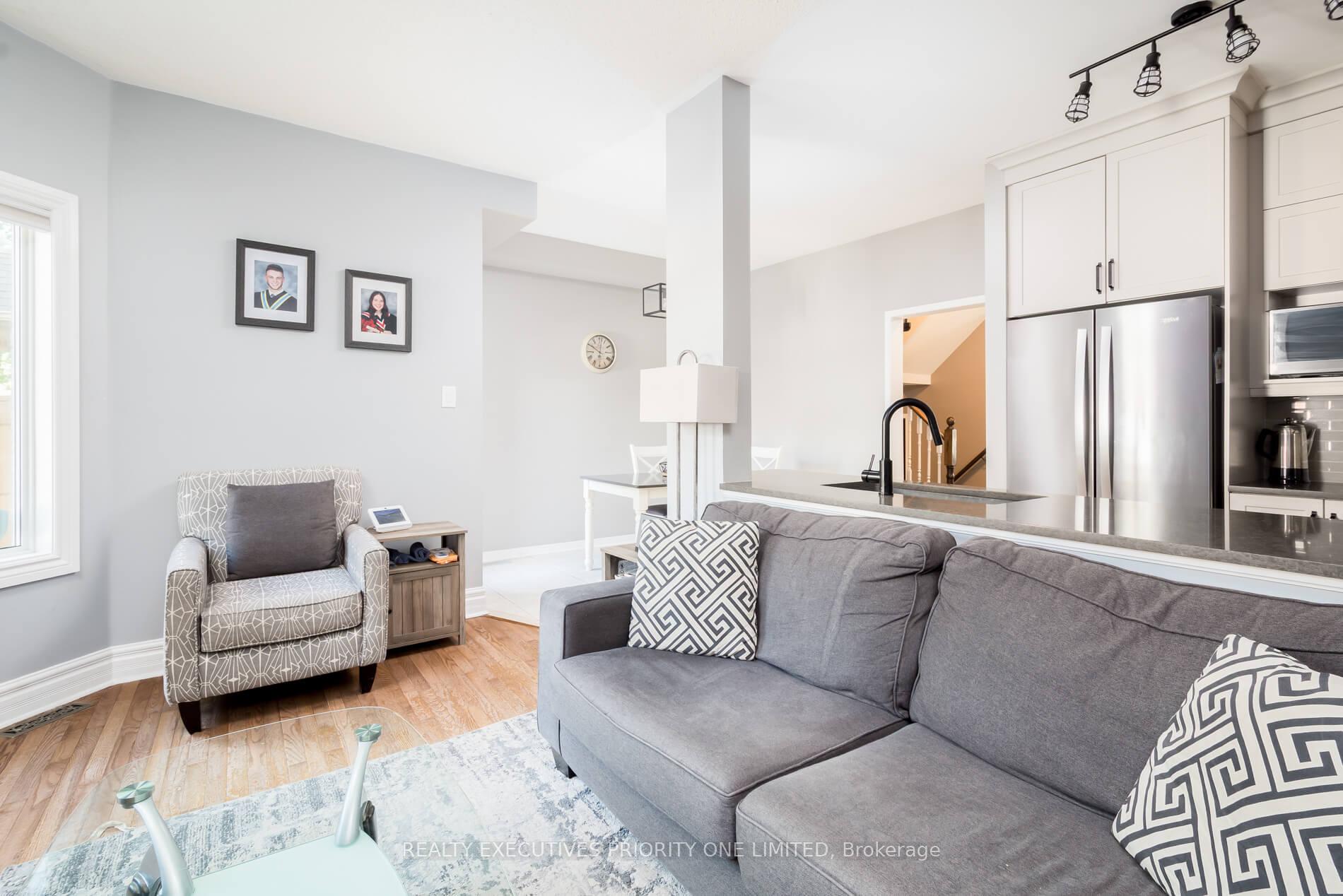 Photo 17 of 372 John West Way, Aurora, Bayview Wellington — HOMEH