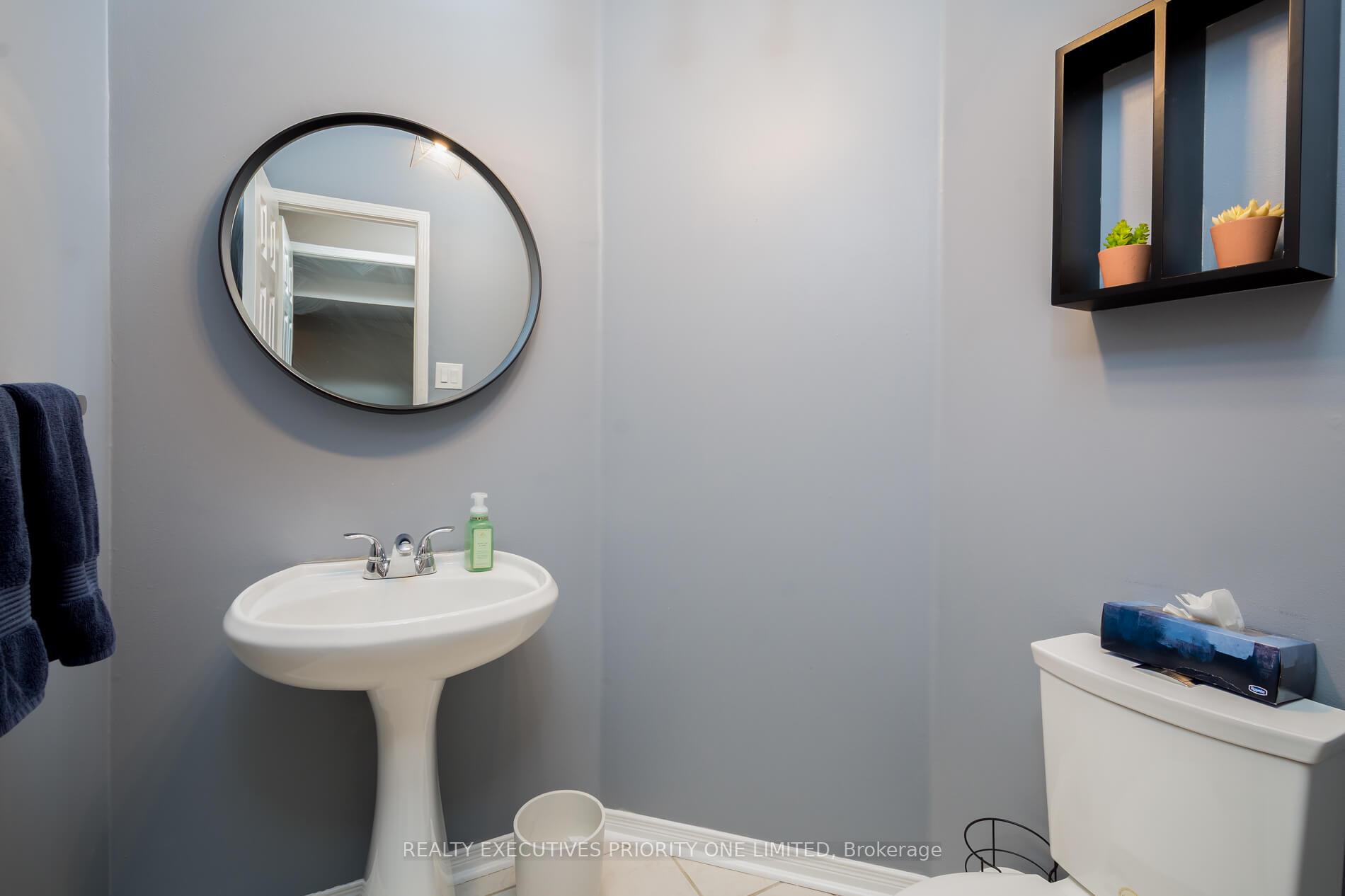 Photo 16 of 372 John West Way, Aurora, Bayview Wellington — HOMEH