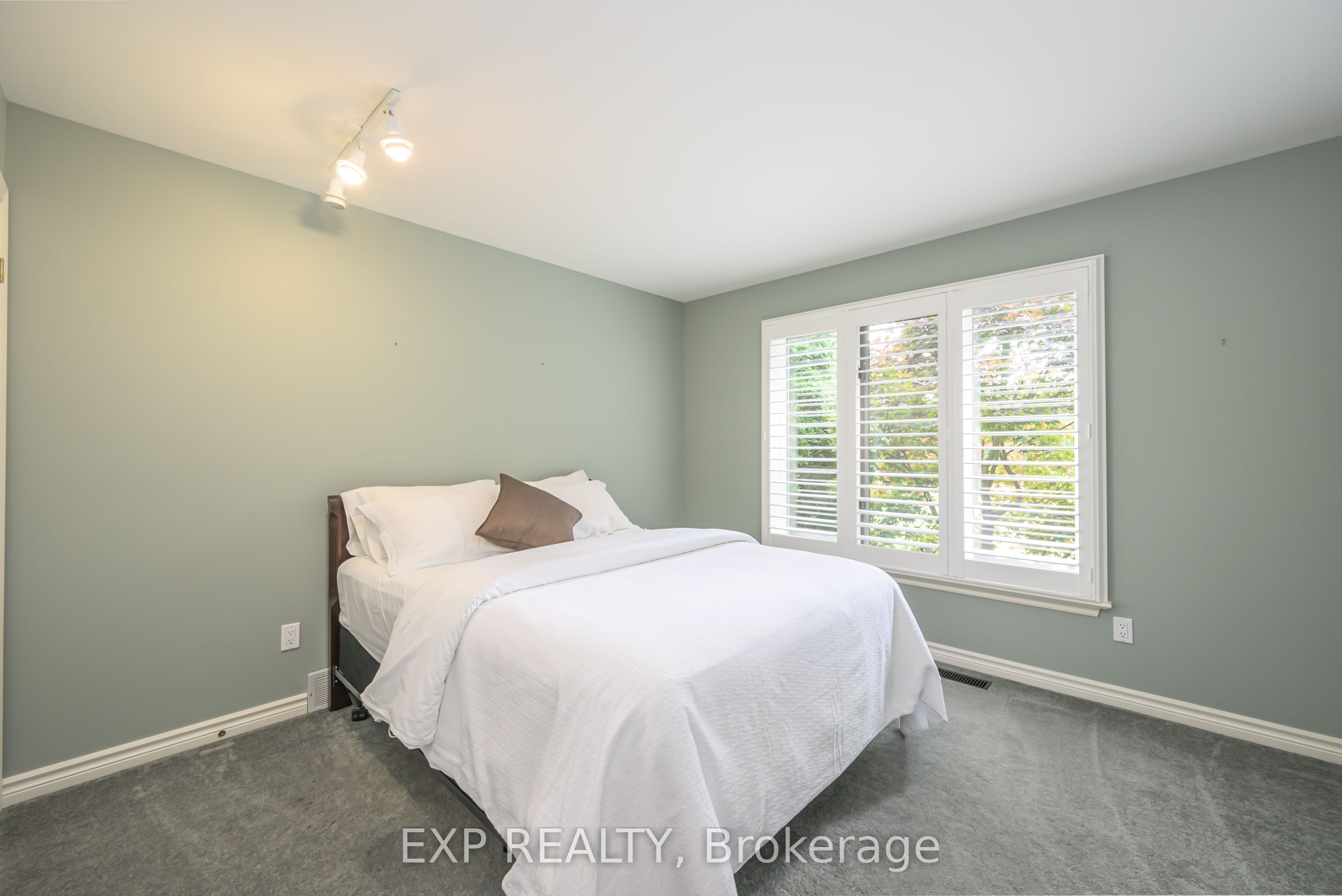 Photo 66 of 27 Calvert Place, Thames Centre, Dorchester — HOMEH