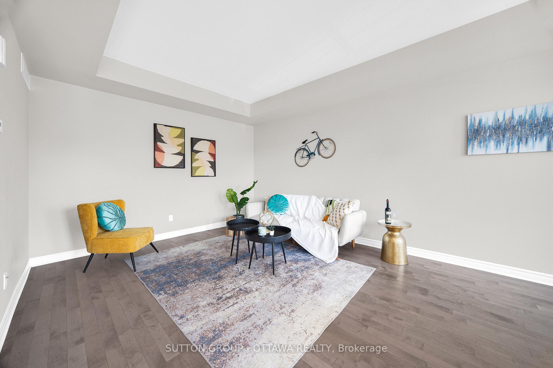 Photo 5 of 612 Lauraleaf Crescent, Ottawa, Barrhaven - Half Moon Bay — HOMEH