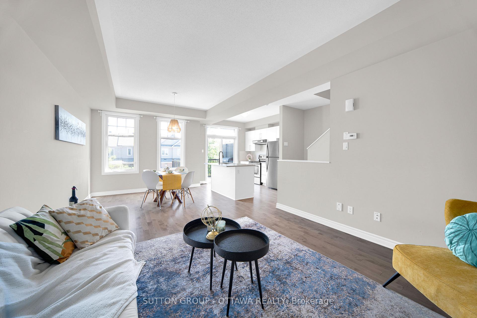 Photo 7 of 612 Lauraleaf Crescent, Ottawa, Barrhaven - Half Moon Bay — HOMEH