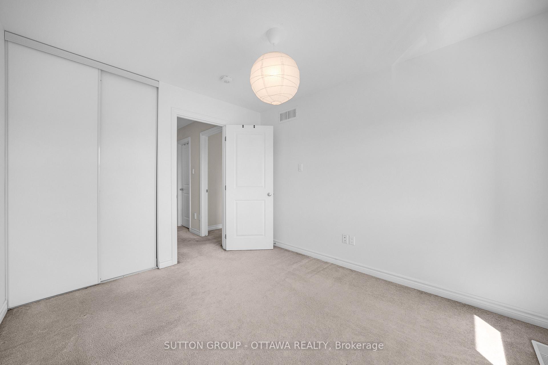 Photo 30 of 612 Lauraleaf Crescent, Ottawa, Barrhaven - Half Moon Bay — HOMEH