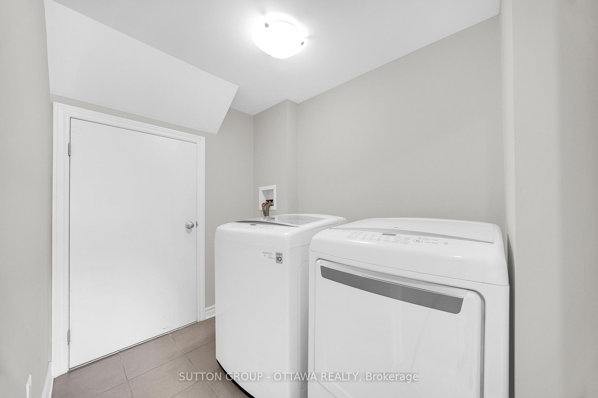 Photo 26 of 612 Lauraleaf Crescent, Ottawa, Barrhaven - Half Moon Bay — HOMEH