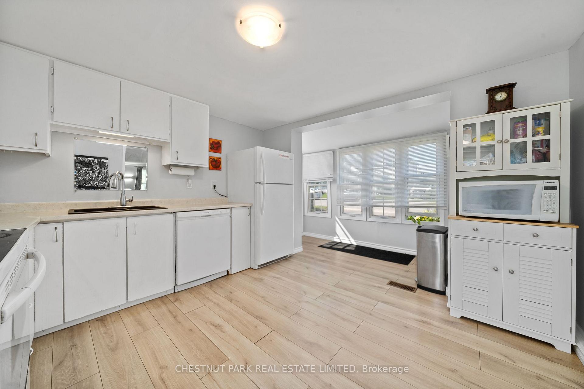 Photo 12 of 57 Grier Street, Belleville, Belleville Ward — HOMEH