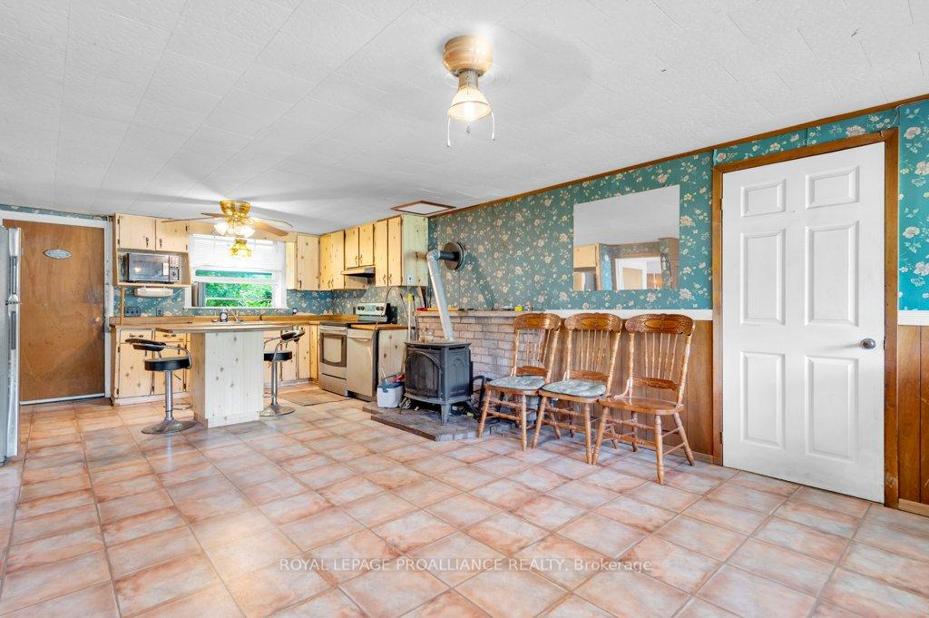 Photo 5 of 3787 Highway 37, Belleville, Thurlow Ward — HOMEH