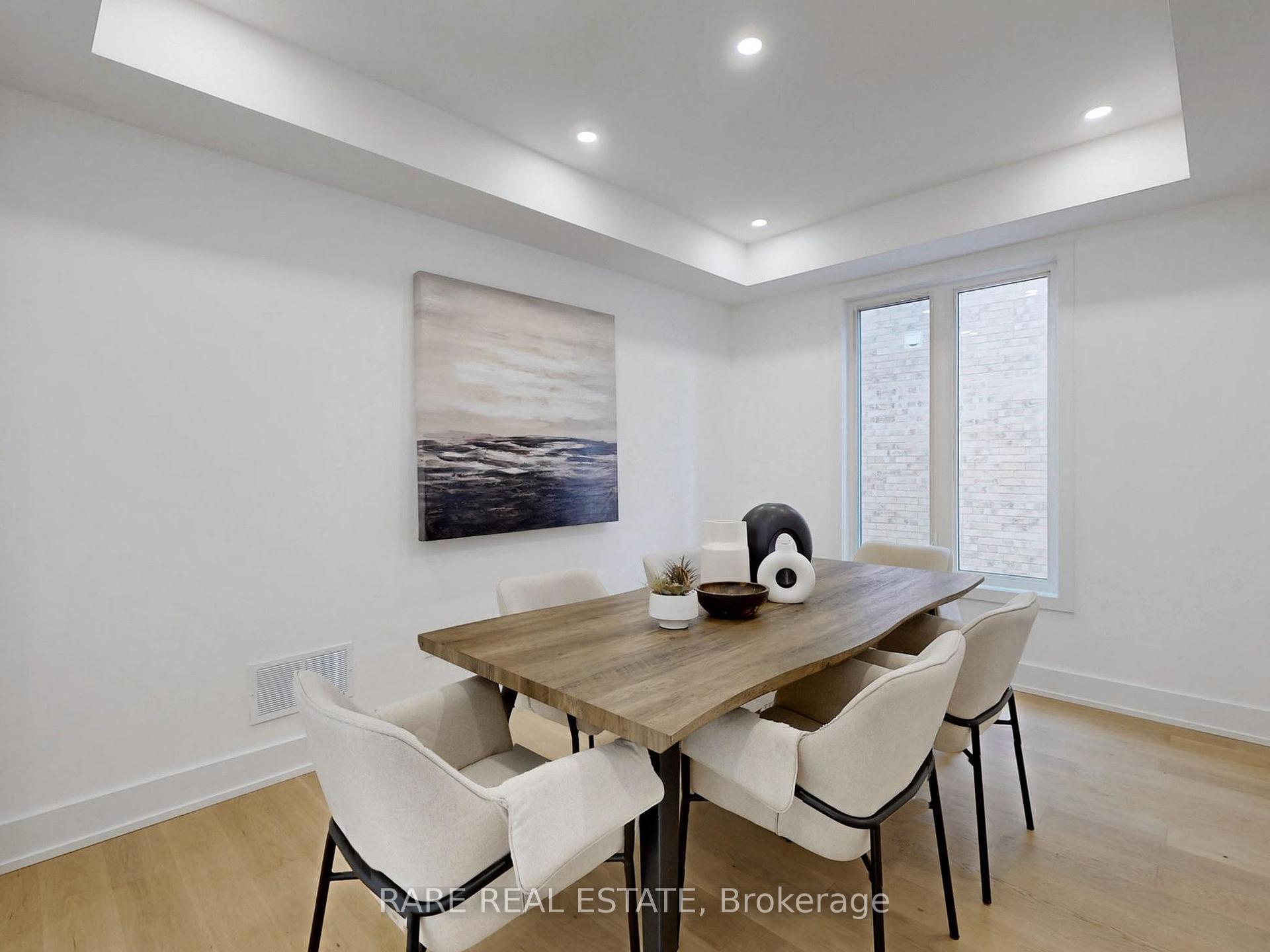 Photo 10 of 231 Crombie Street, Clarington, Bowmanville — HOMEH
