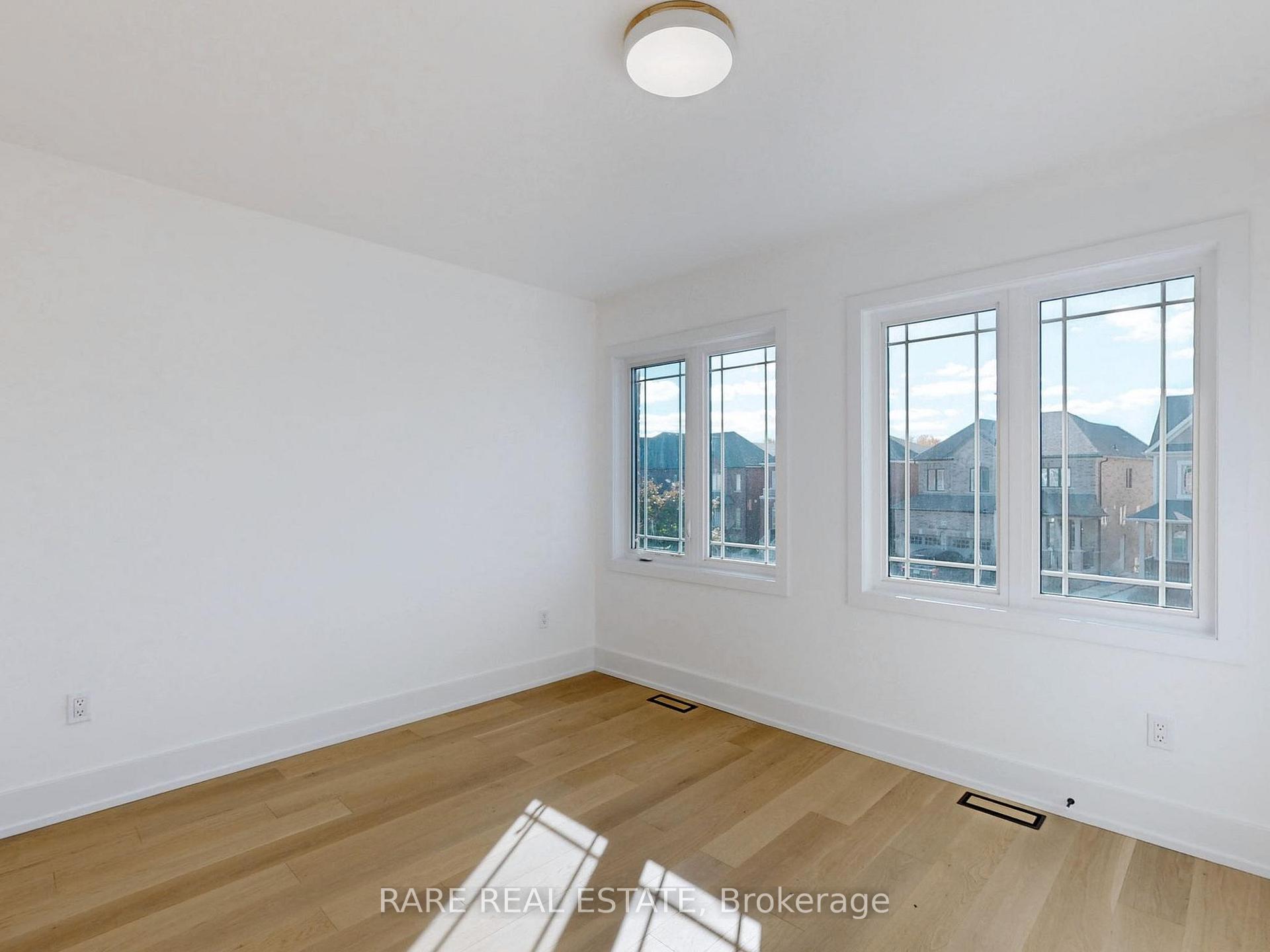 Photo 24 of 231 Crombie Street, Clarington, Bowmanville — HOMEH