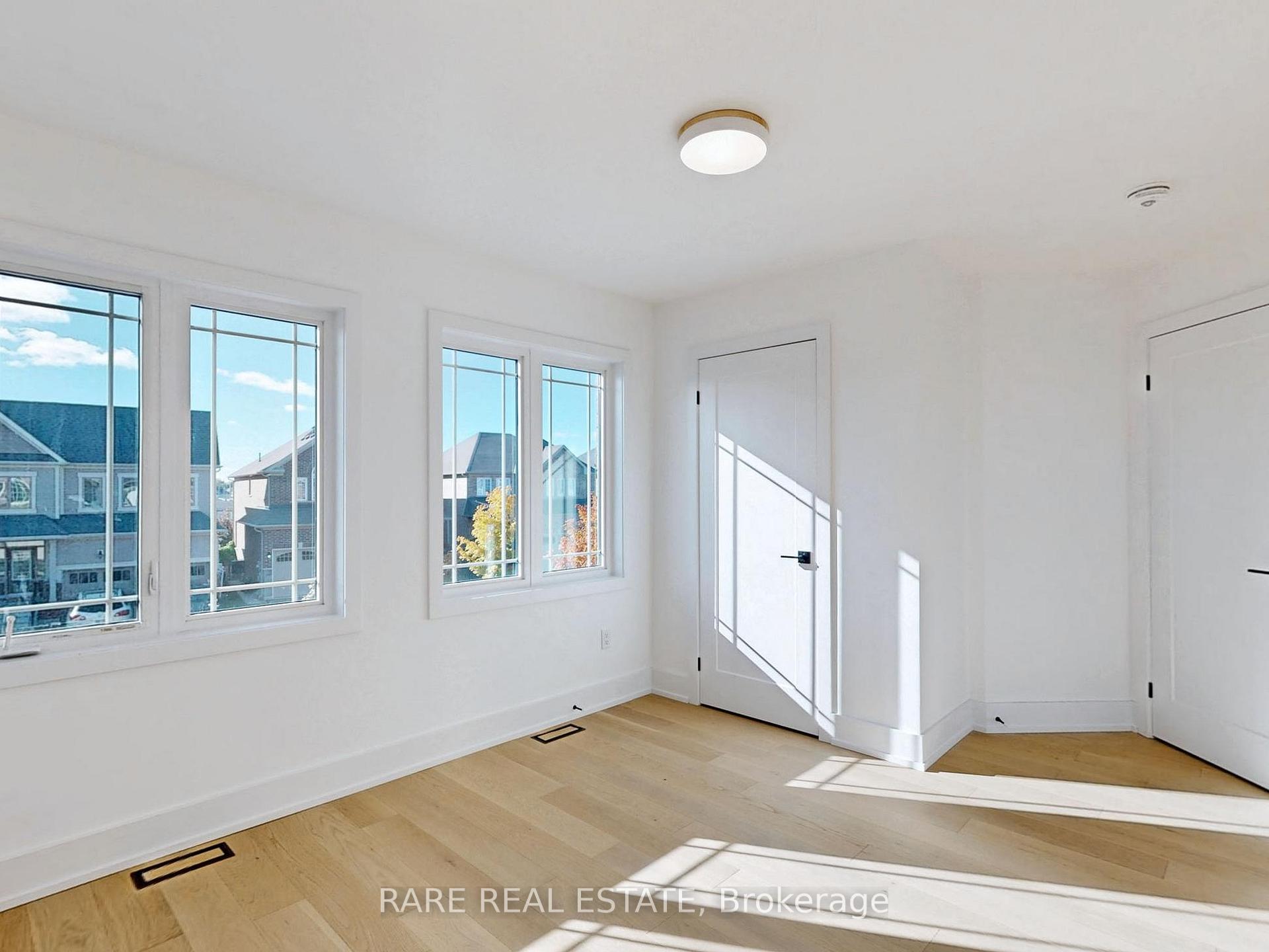 Photo 25 of 231 Crombie Street, Clarington, Bowmanville — HOMEH