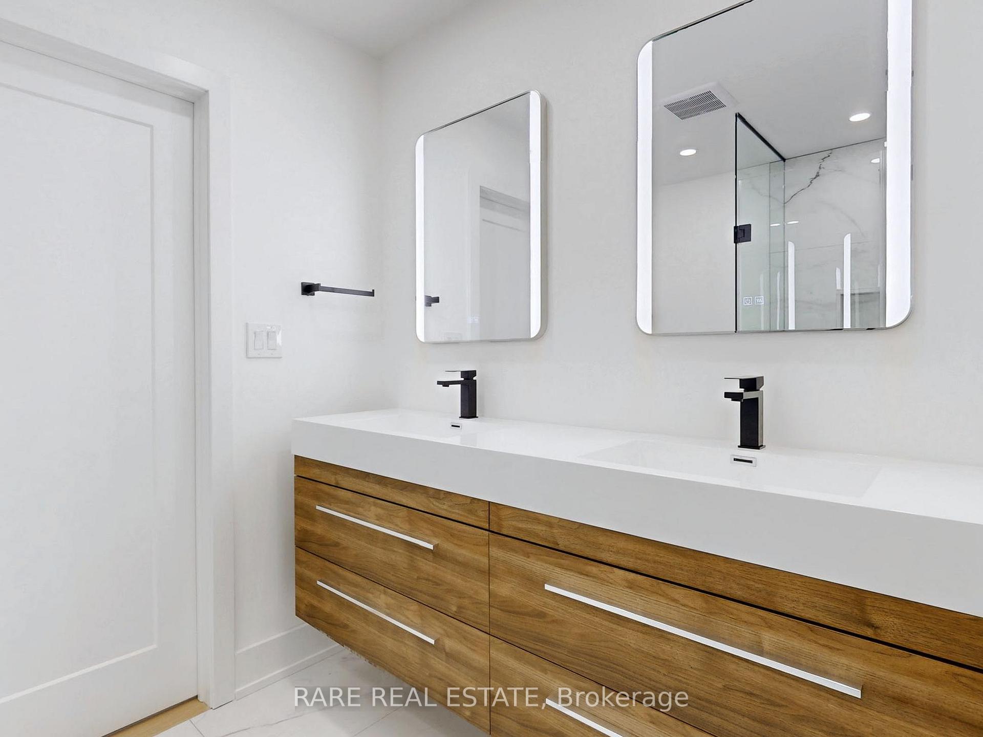 Photo 28 of 231 Crombie Street, Clarington, Bowmanville — HOMEH