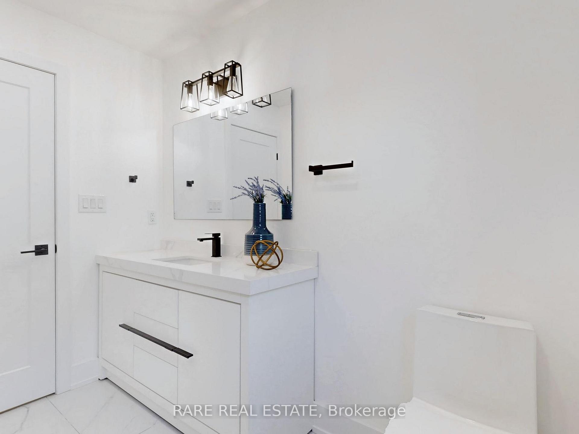 Photo 31 of 231 Crombie Street, Clarington, Bowmanville — HOMEH