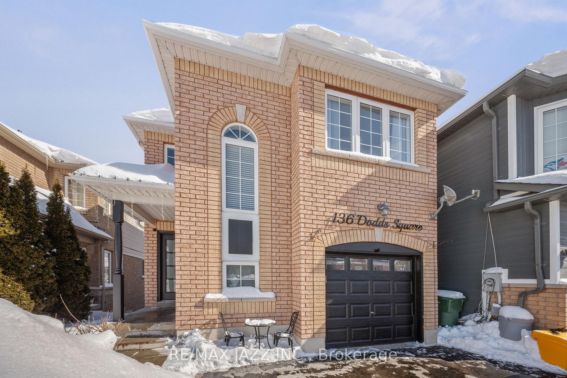 Photo 1 of 136 Dodds Square, Clarington, Bowmanville — HOMEH