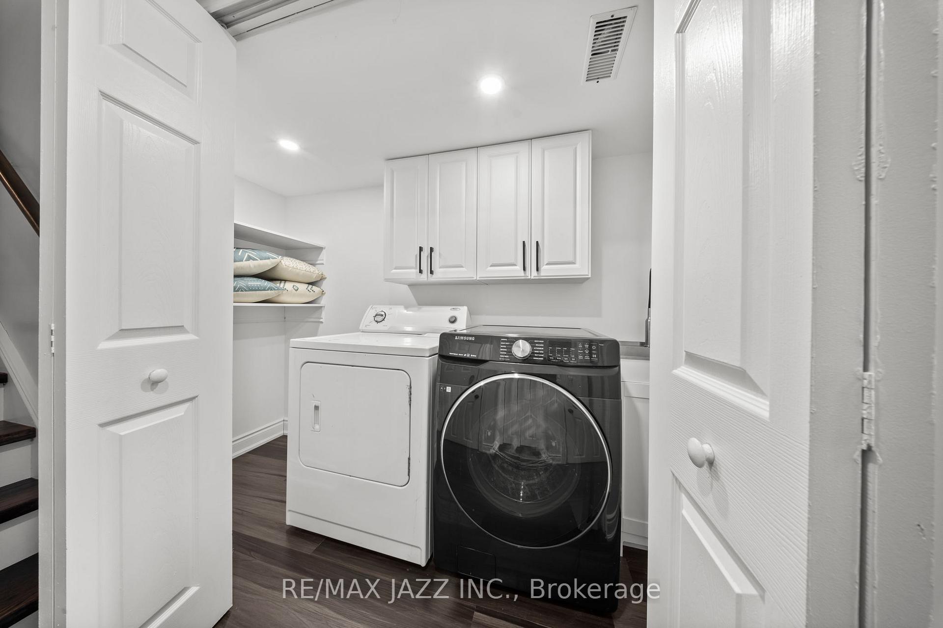 Photo 26 of 136 Dodds Square, Clarington, Bowmanville — HOMEH