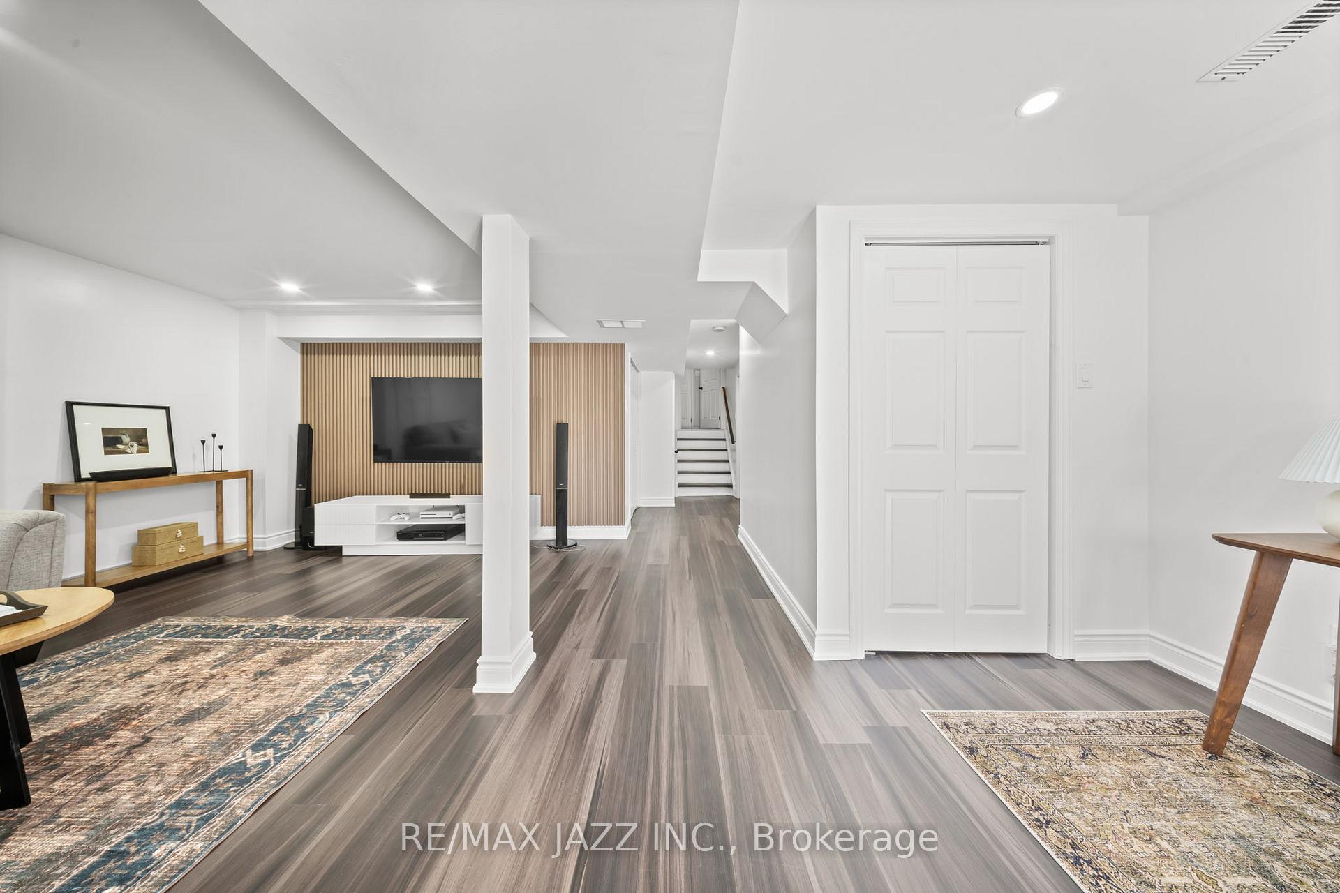 Photo 32 of 136 Dodds Square, Clarington, Bowmanville — HOMEH