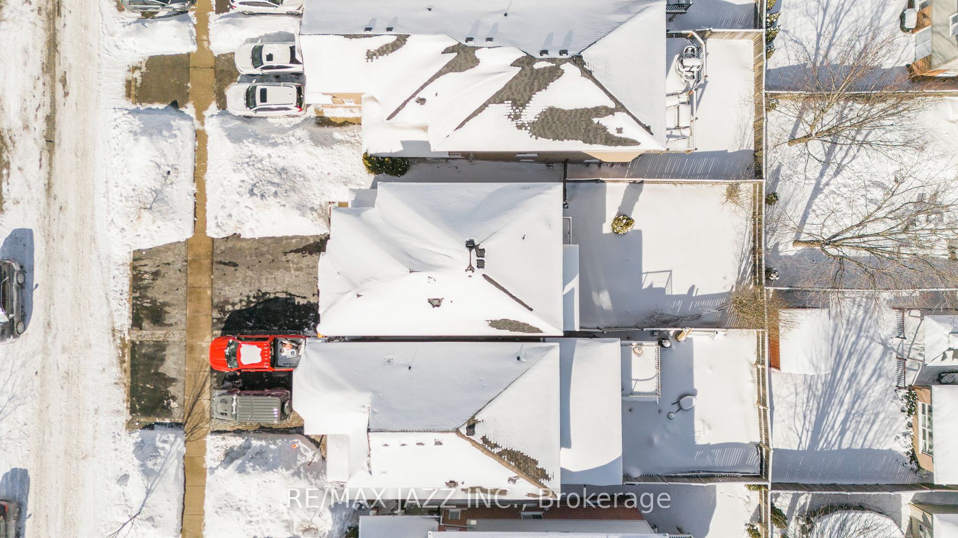 Photo 34 of 136 Dodds Square, Clarington, Bowmanville — HOMEH