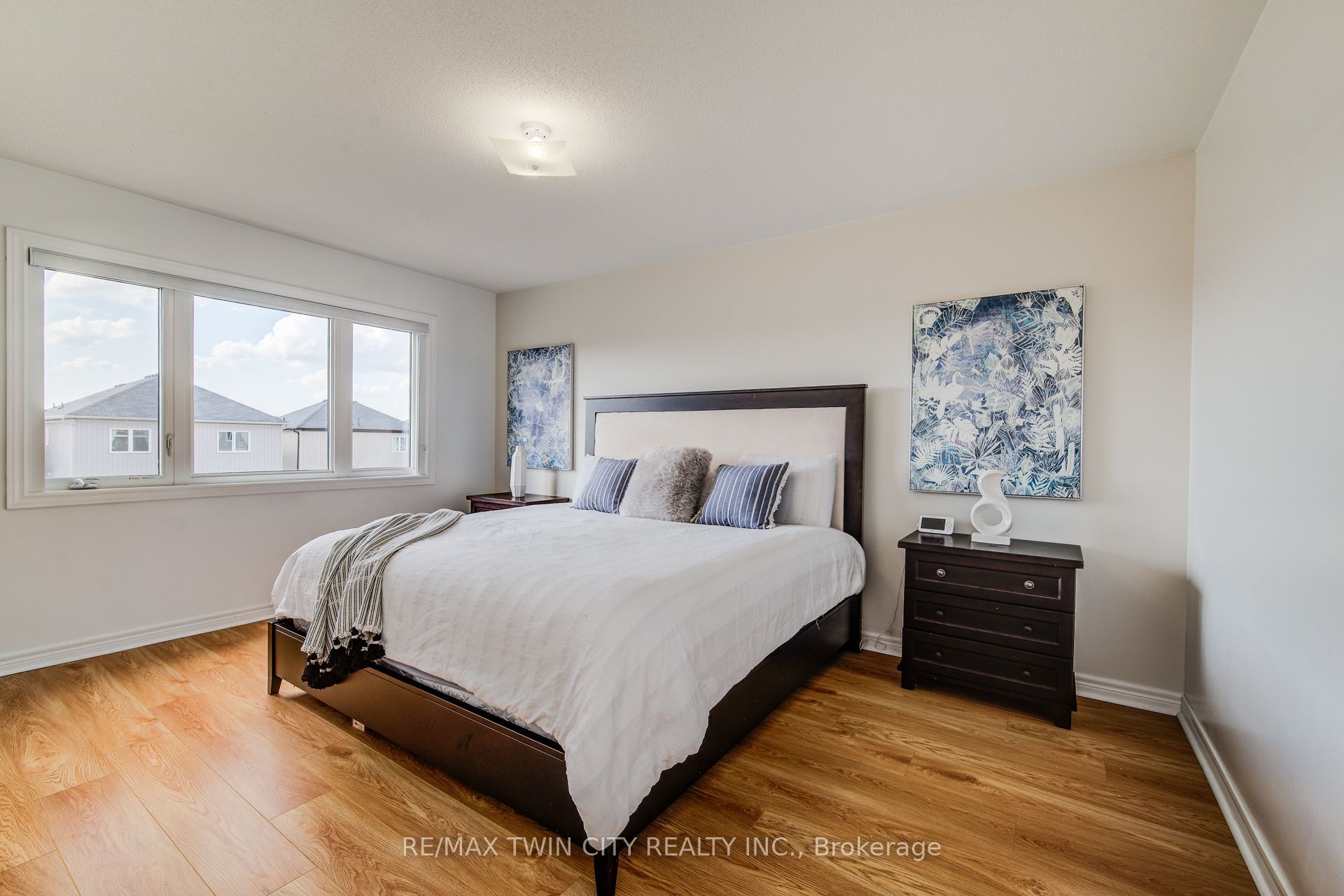 Photo 80 of 991 Hannah Avenue S, North Perth, Listowel — HOMEH