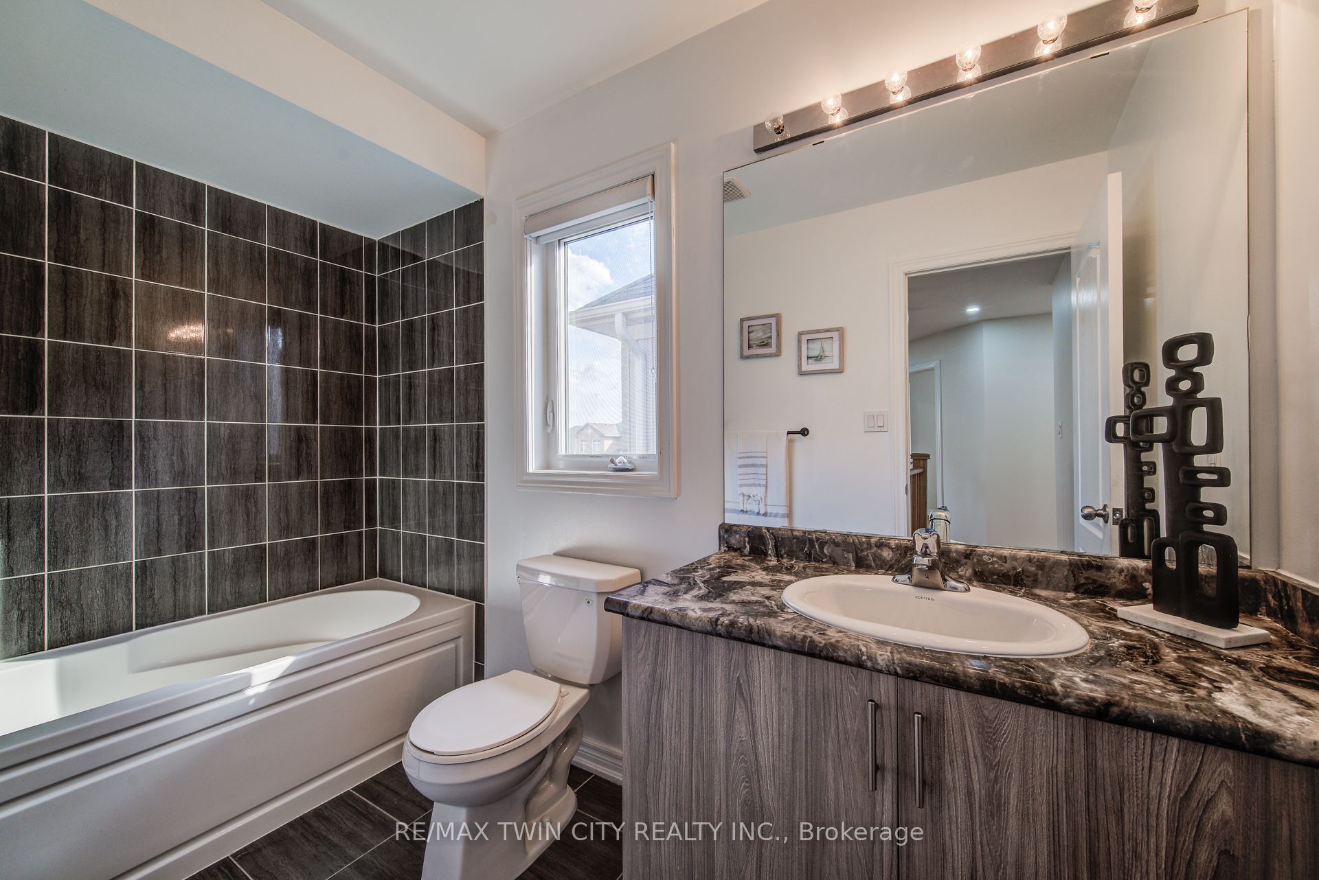 Photo 75 of 991 Hannah Avenue S, North Perth, Listowel — HOMEH