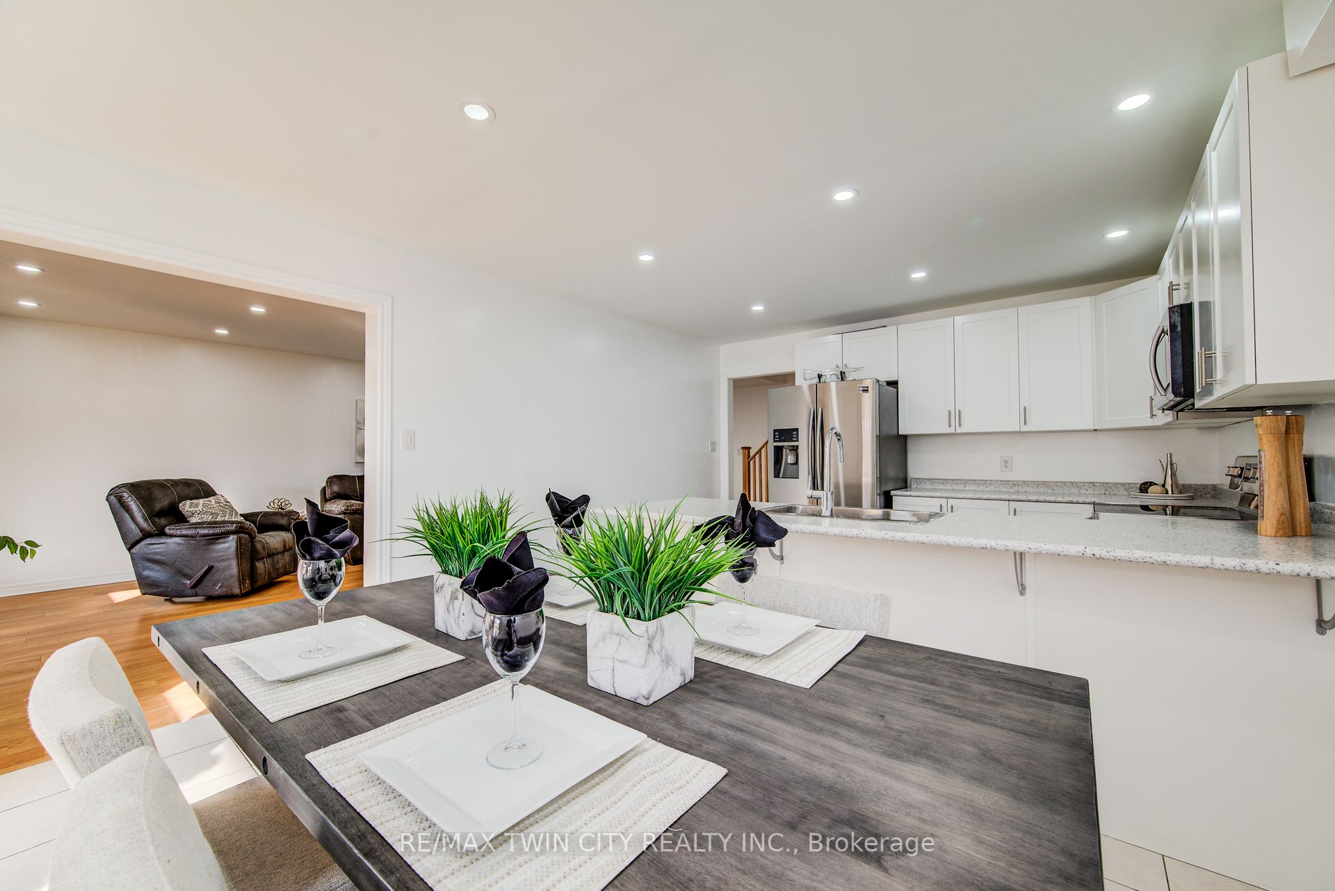 Photo 65 of 991 Hannah Avenue S, North Perth, Listowel — HOMEH