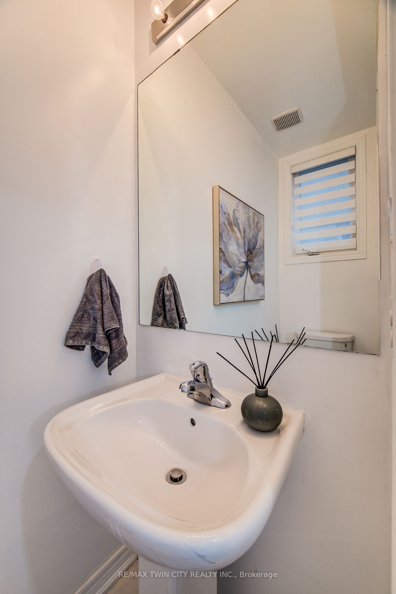 Photo 71 of 991 Hannah Avenue S, North Perth, Listowel — HOMEH