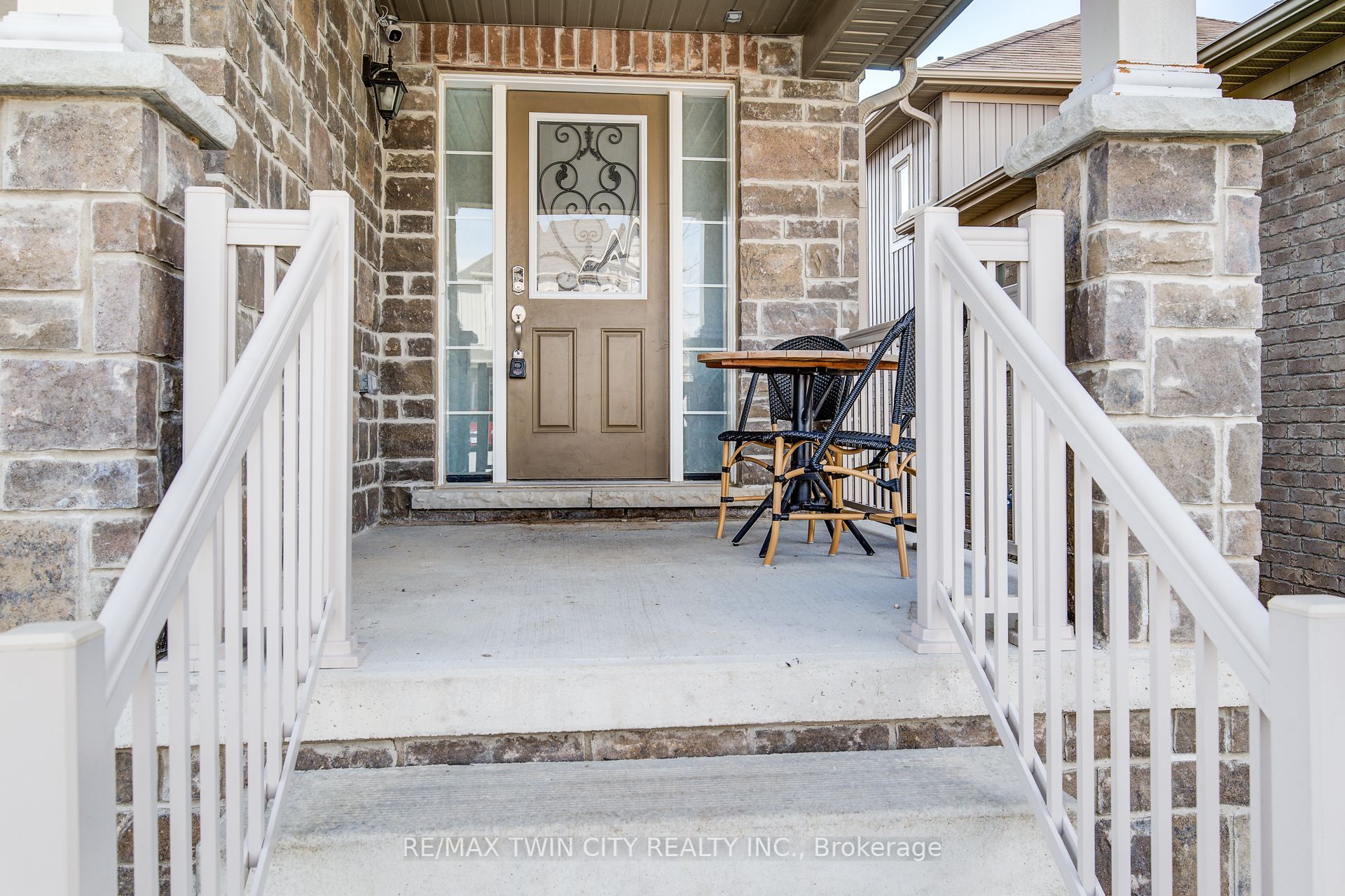 Photo 54 of 991 Hannah Avenue S, North Perth, Listowel — HOMEH