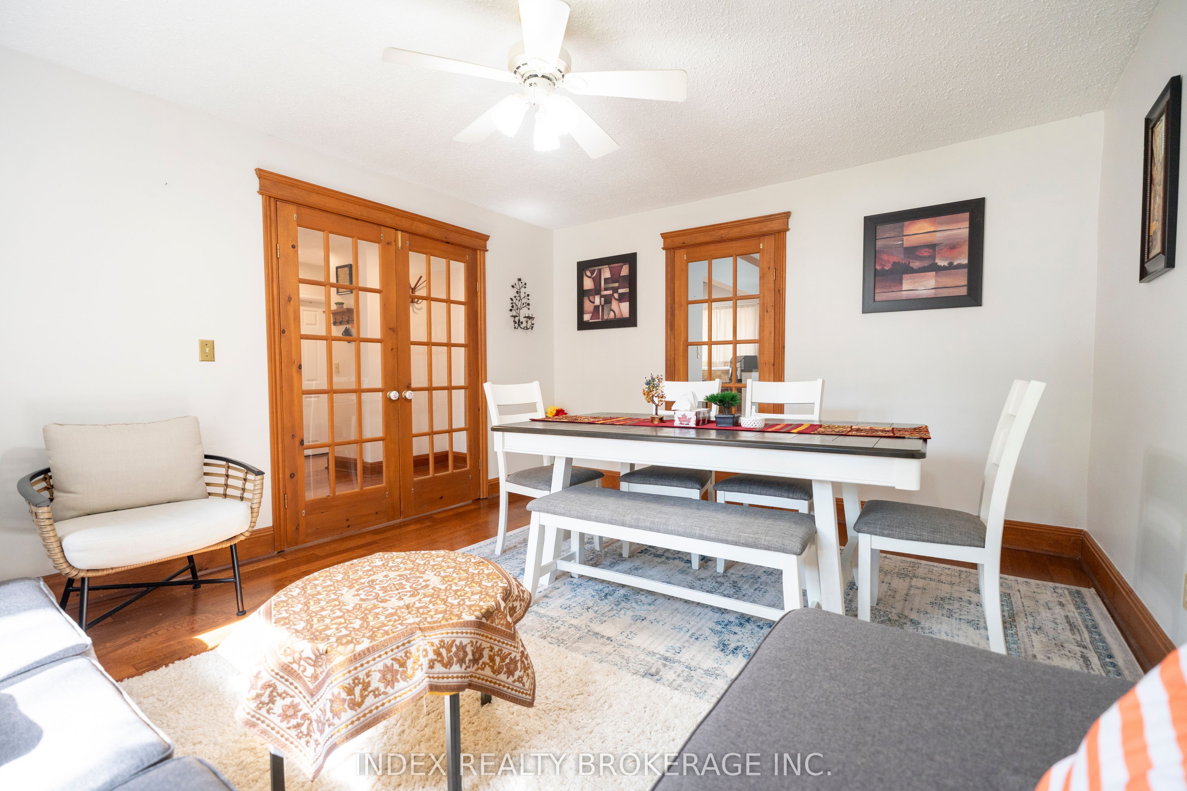 Photo 64 of 1073 Kent Avenue E, Oakville, College Park — HOMEH