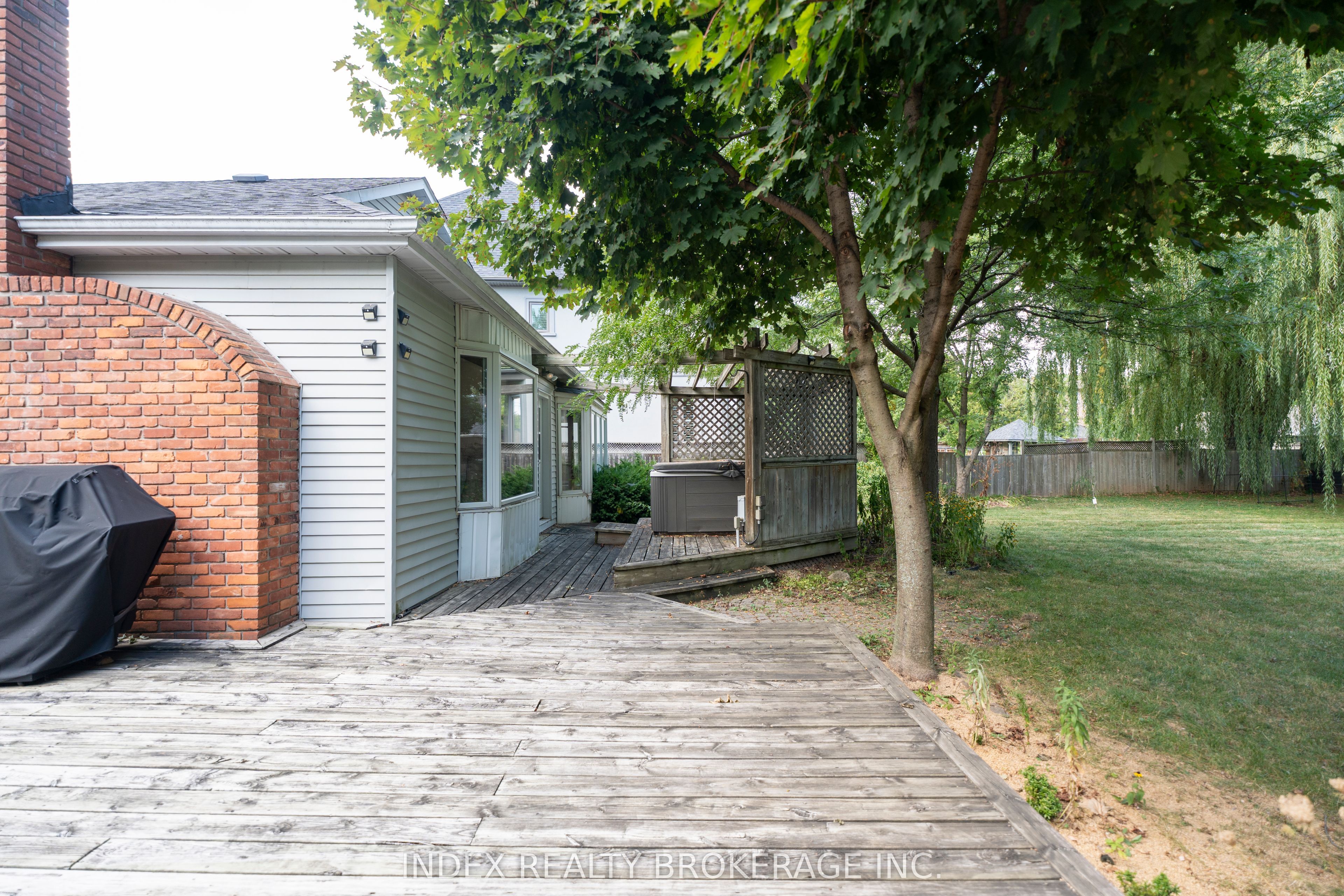 Photo 98 of 1073 Kent Avenue E, Oakville, College Park — HOMEH