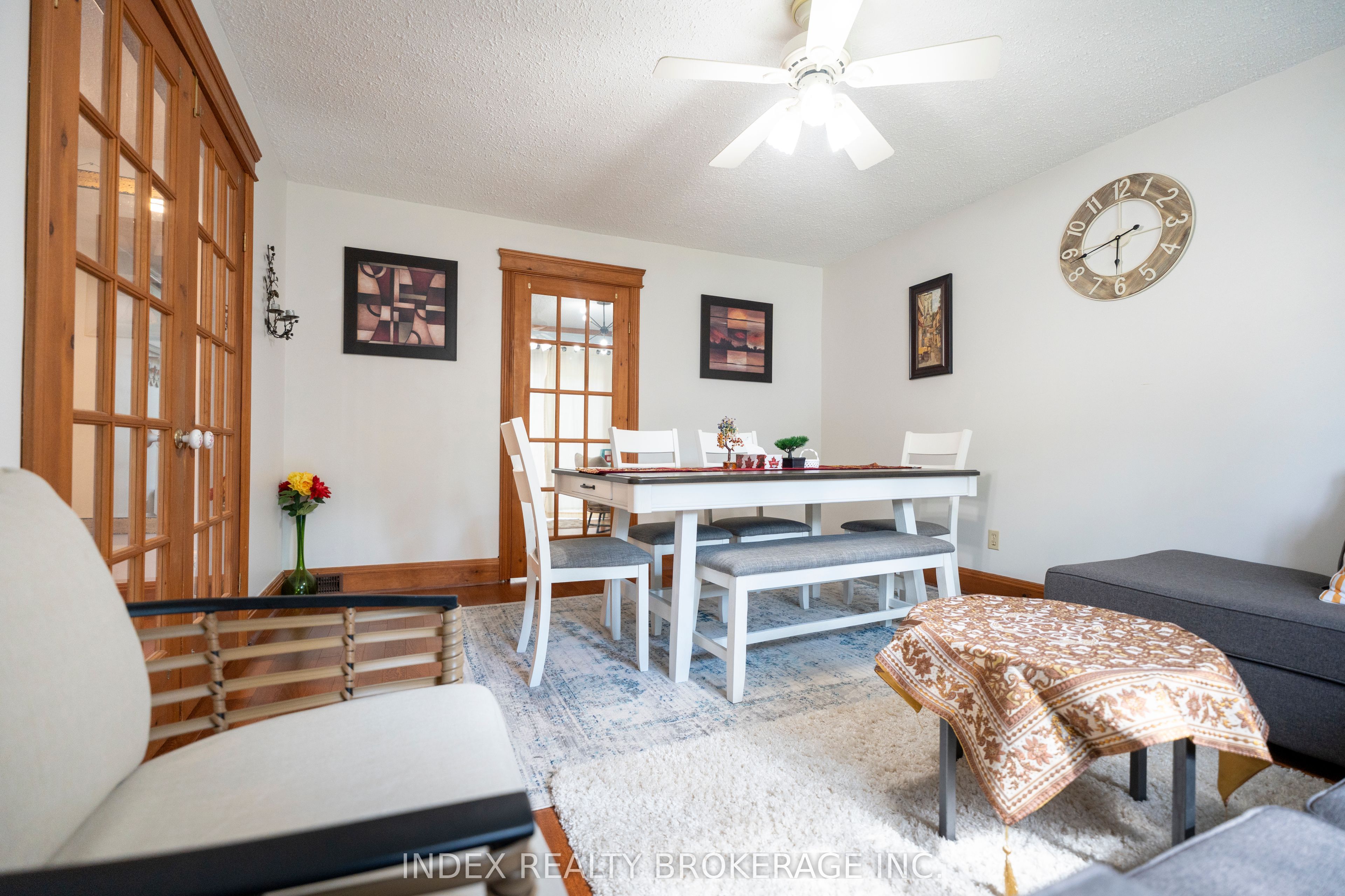 Photo 63 of 1073 Kent Avenue E, Oakville, College Park — HOMEH
