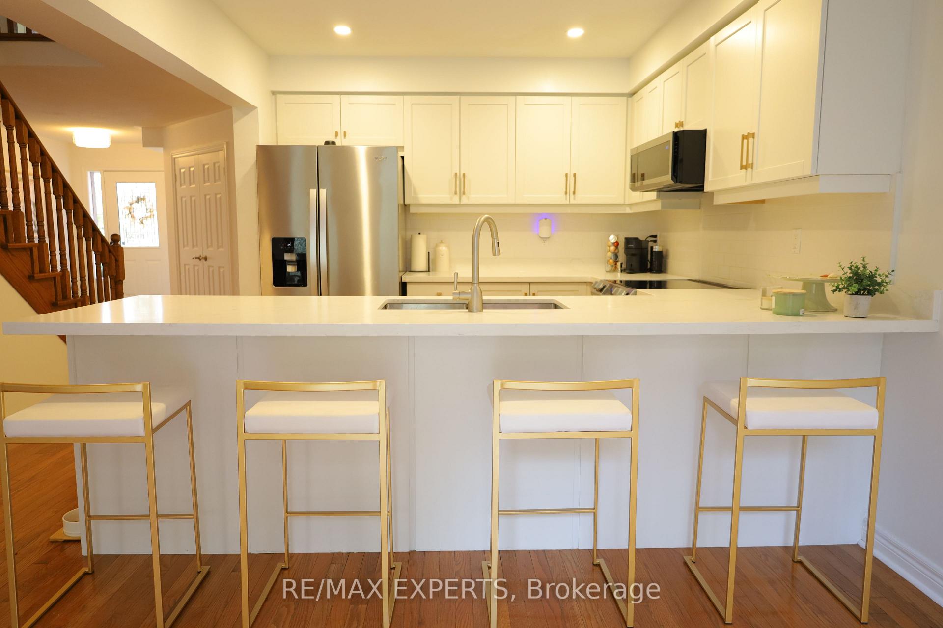 Photo 14 of 106 Castelli Court, Caledon, Bolton North — HOMEH