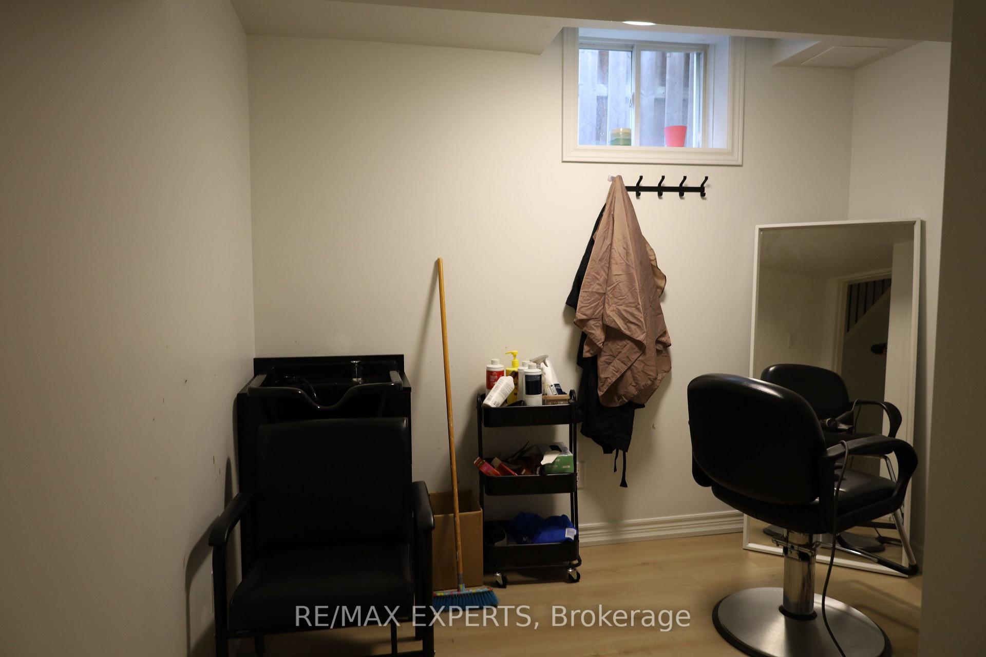 Photo 36 of 106 Castelli Court, Caledon, Bolton North — HOMEH