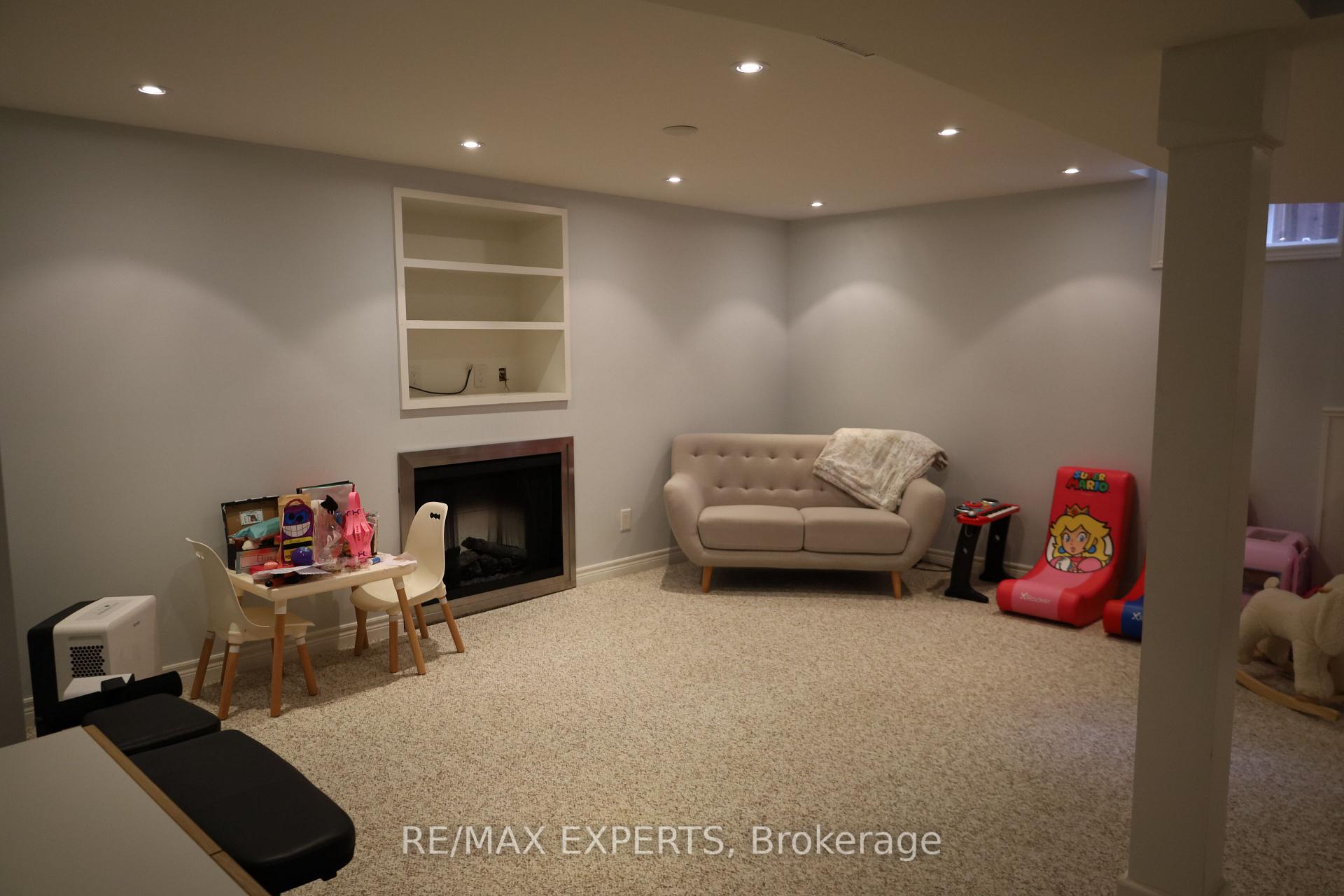 Photo 38 of 106 Castelli Court, Caledon, Bolton North — HOMEH