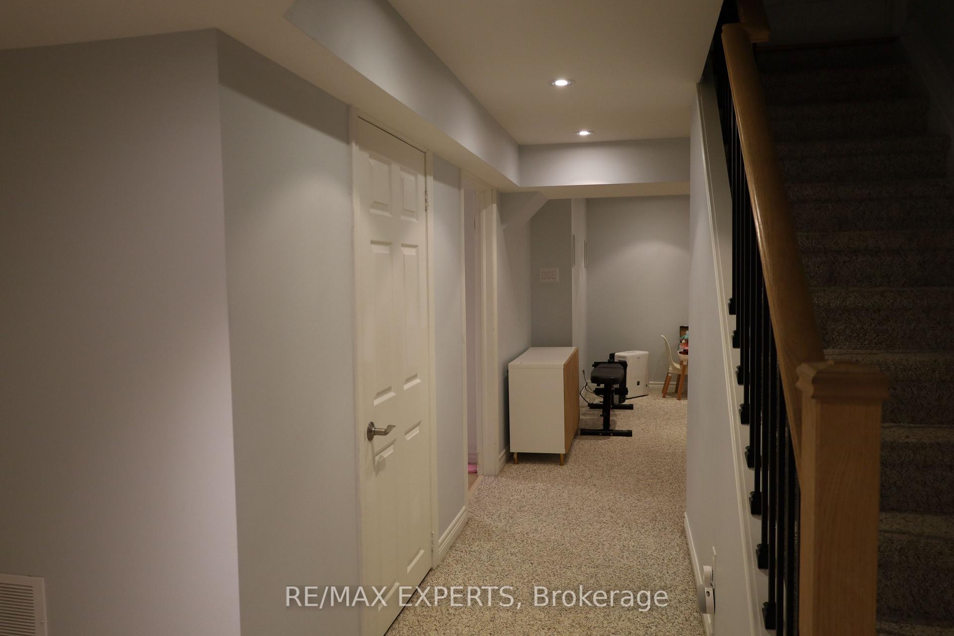 Photo 40 of 106 Castelli Court, Caledon, Bolton North — HOMEH