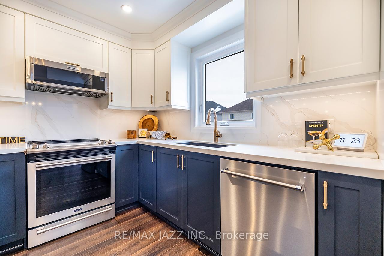 Photo 14 of 47 Hutton Place, Clarington, Bowmanville — HOMEH