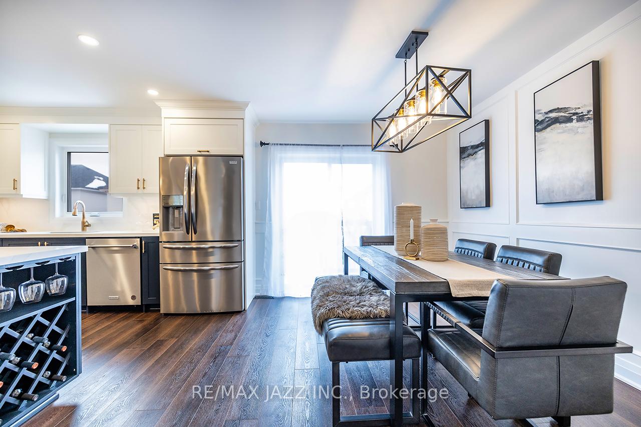 Photo 15 of 47 Hutton Place, Clarington, Bowmanville — HOMEH