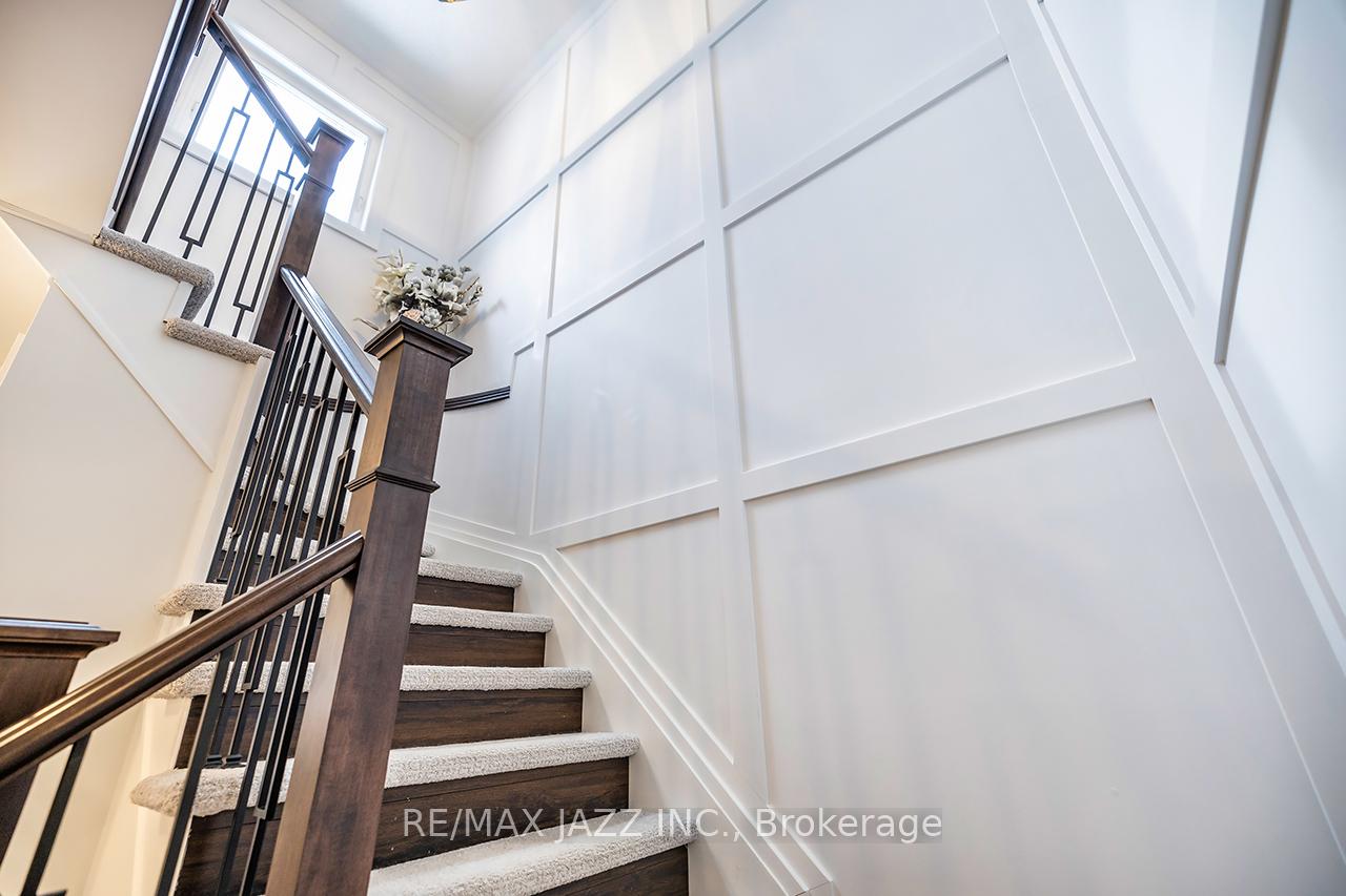 Photo 20 of 47 Hutton Place, Clarington, Bowmanville — HOMEH